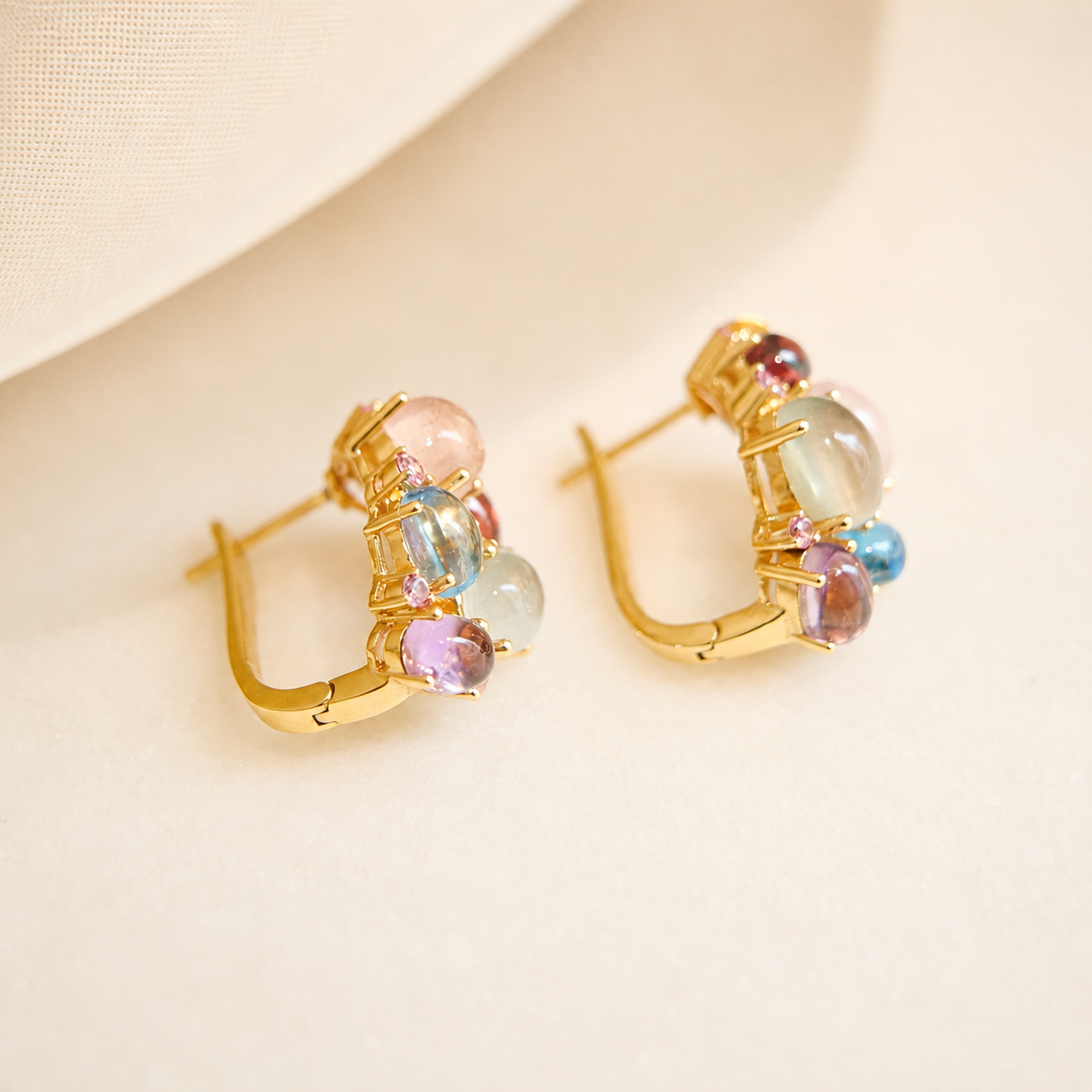 multiGemstoneEarrings_flat.png