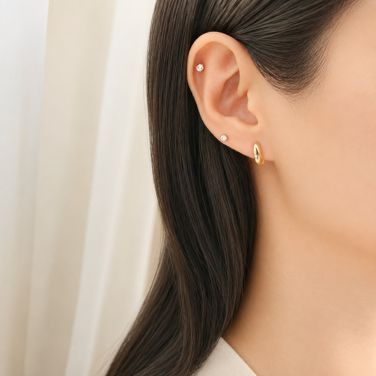 AK-2663-ORBIT-TWIST-HOOP-EARRINGS-05.png