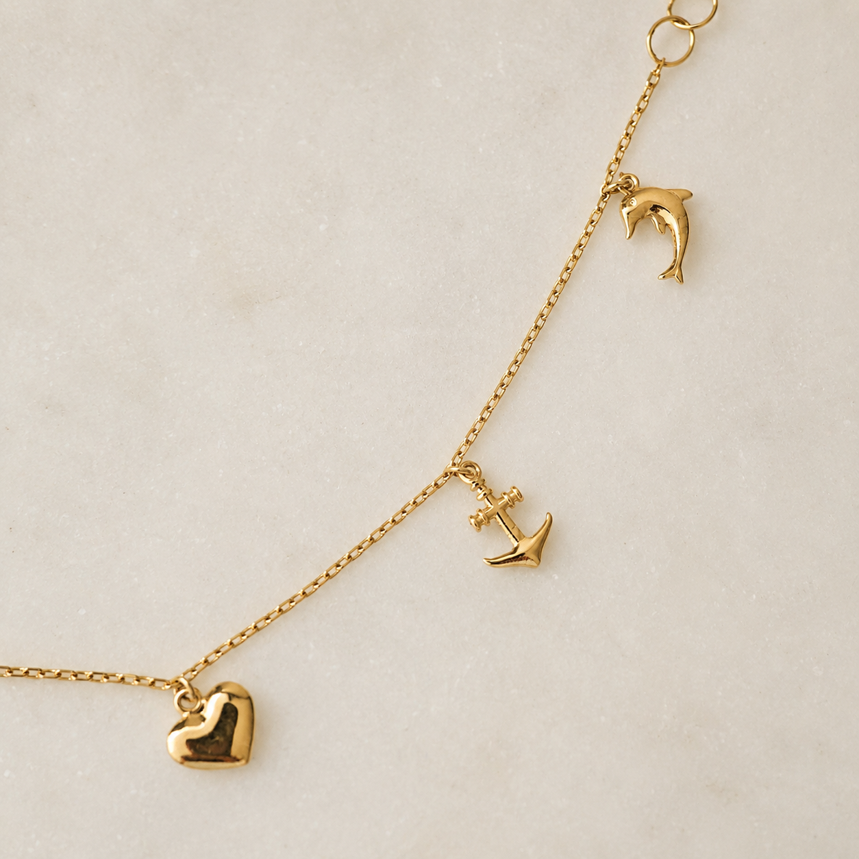 18BCHA01300171*12-18K-AUREL-LINK-BRACELET-02.png