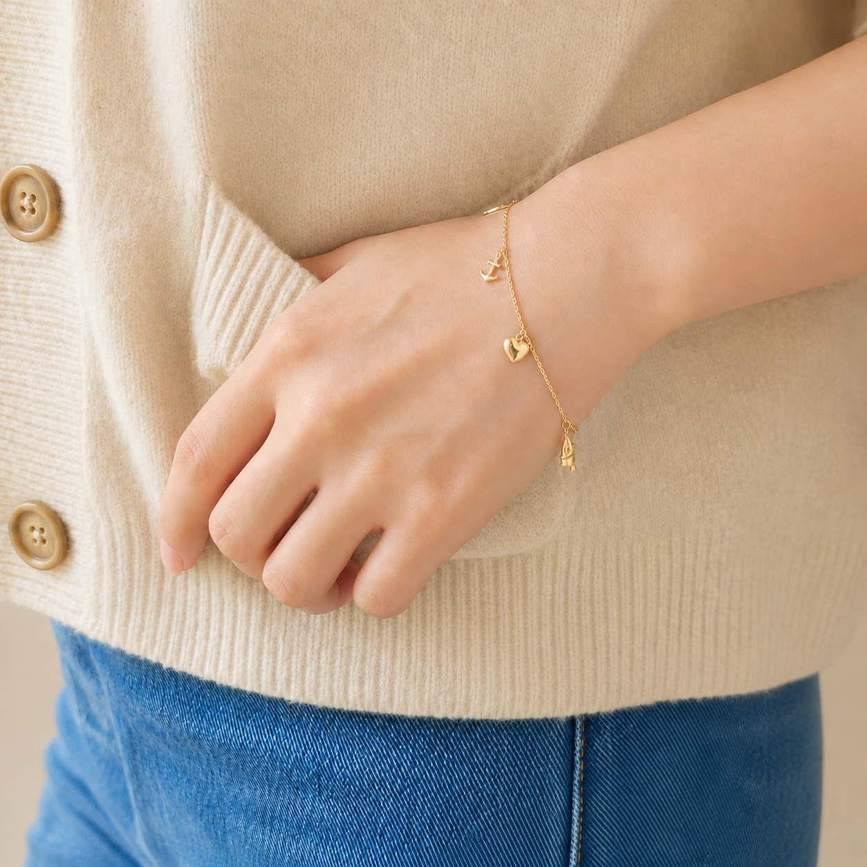 18BCHA01300171*12-18K-AUREL-LINK-BRACELET-08.png