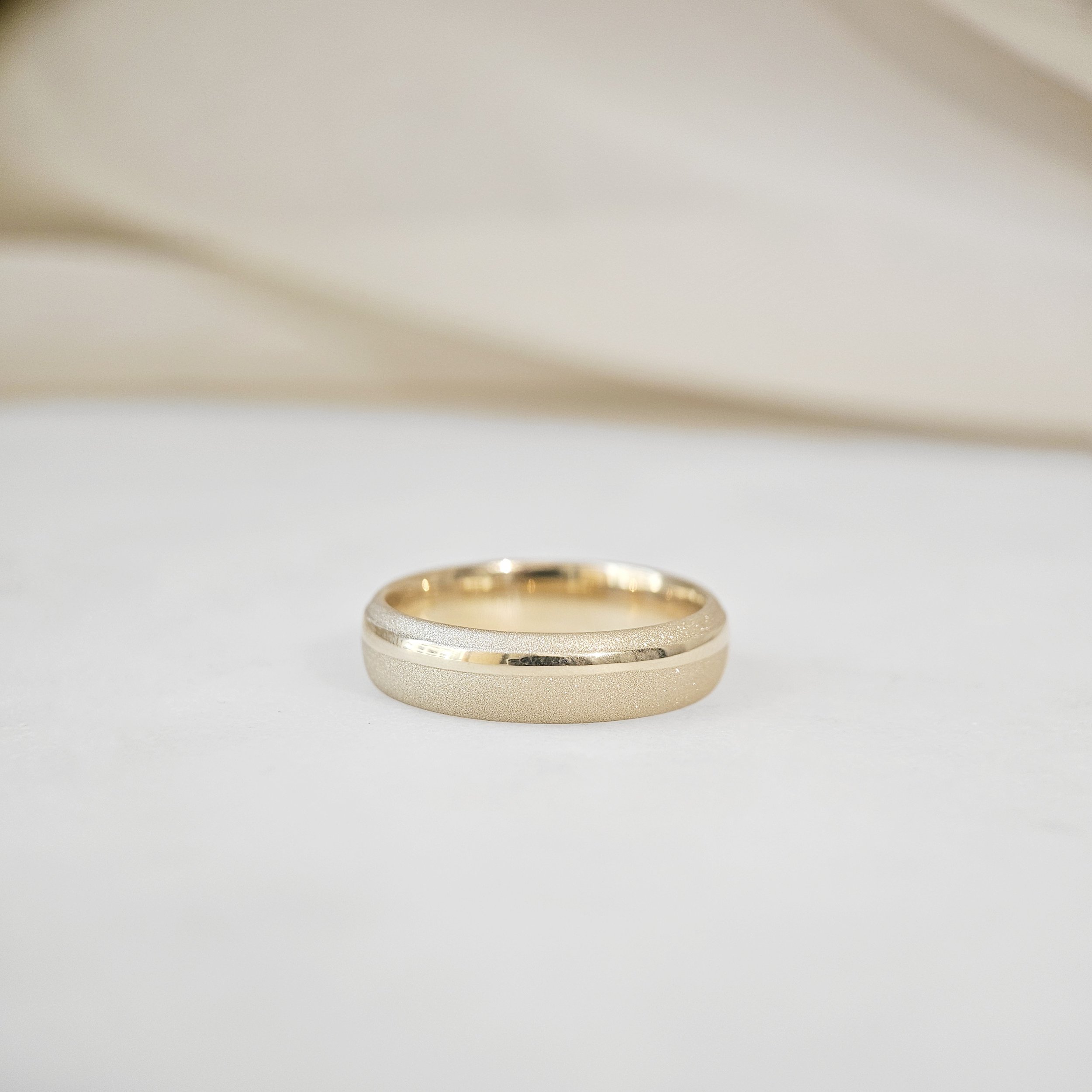 Sandblasted Brando Gold Band