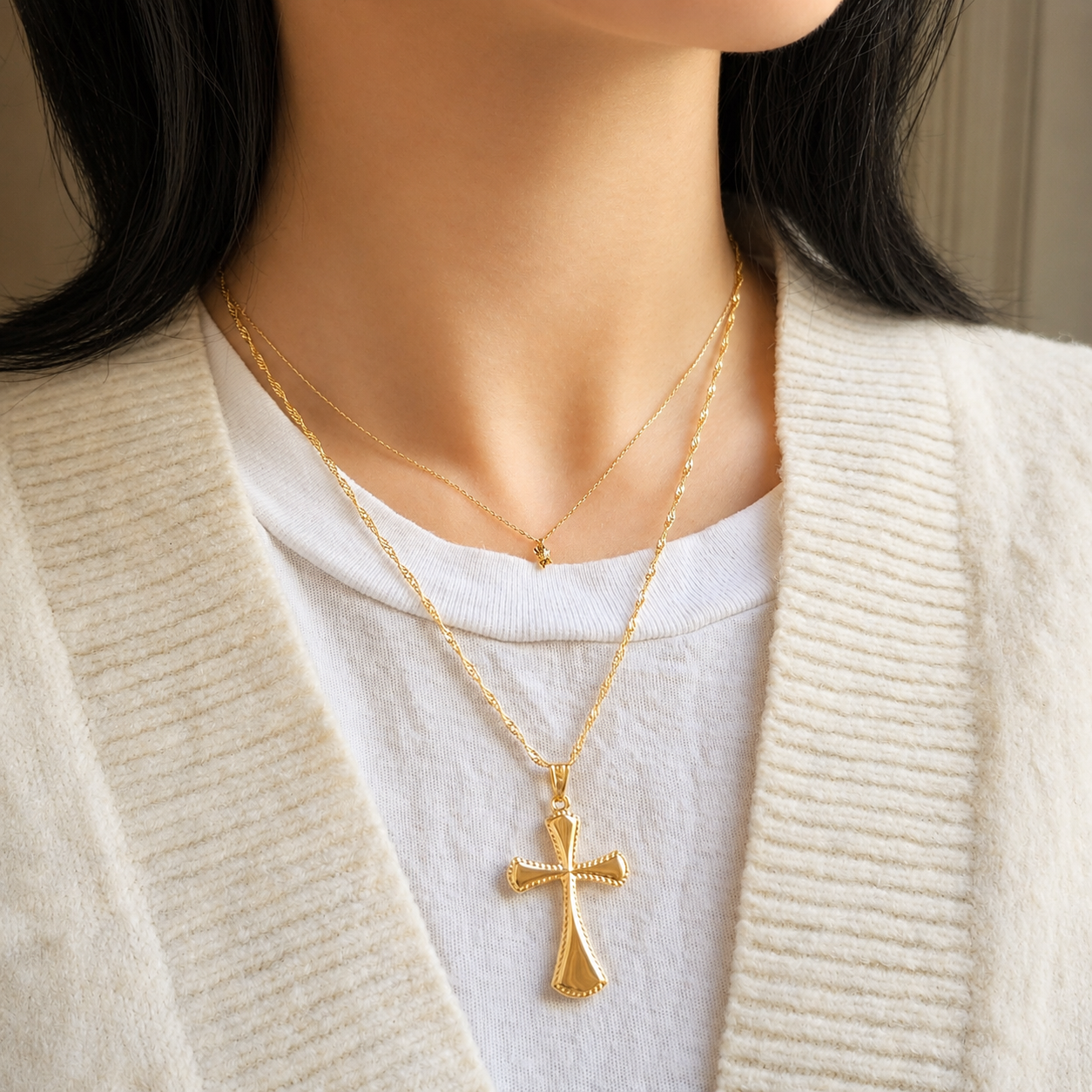 18PCR00017001*12-18K-HERITAGE-CROSS-PENDANT-07.png