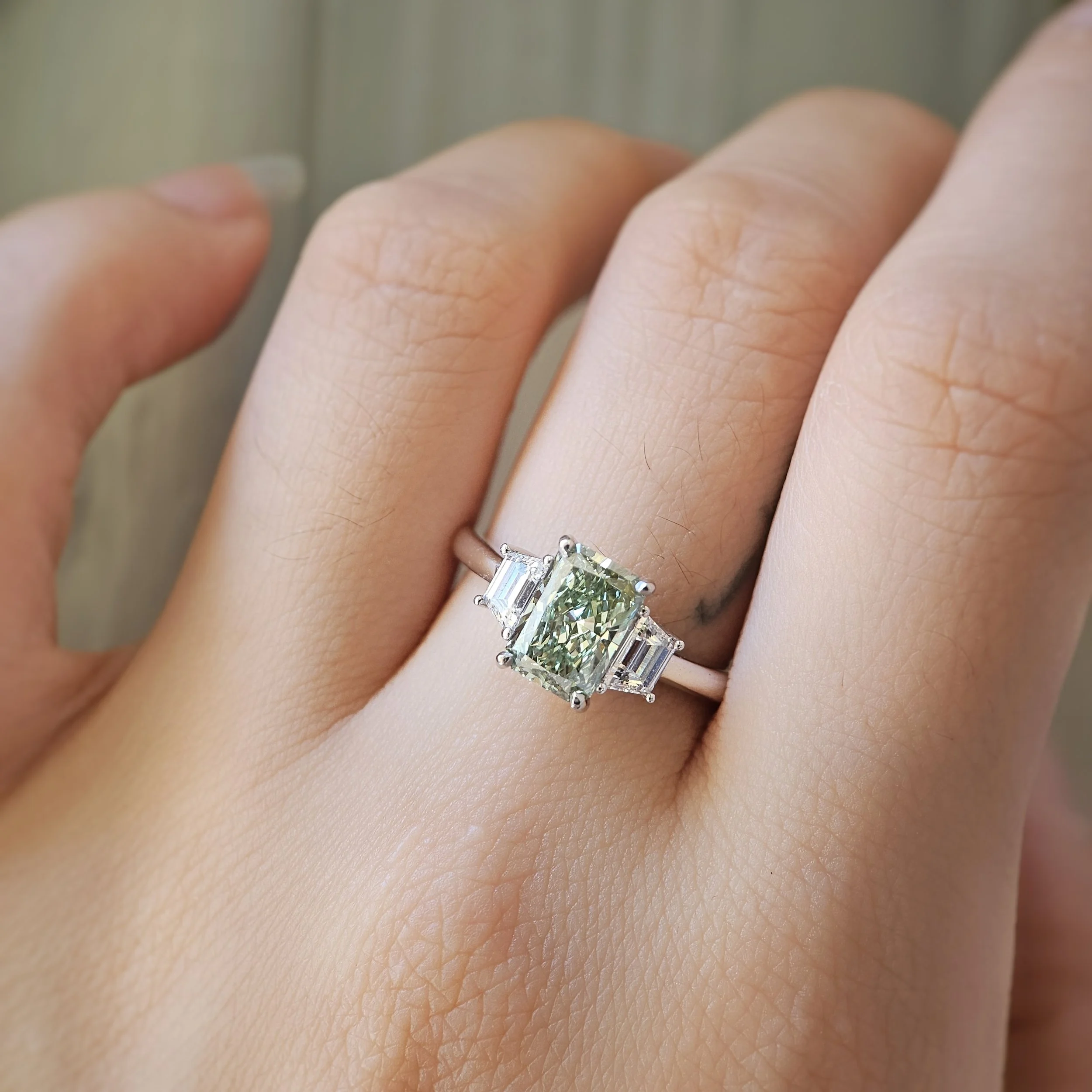 LG711517445-THE-SHADOW-LEAF-RING-03.jpeg
