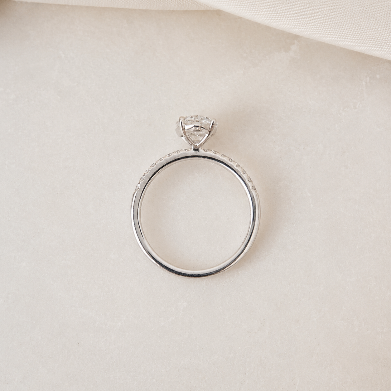 UGLAB3934-INTERLACE-Product-Side.png