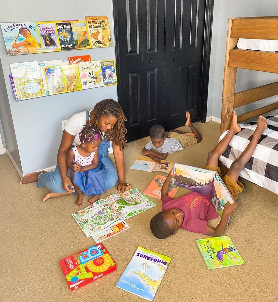 We love this @itssincerelybianca ... What books are you and your family reading tonight? 
.
.
. 
.
.
.
#blackauthors #blackkidsbooks #firstgrade #homeschooling #kidsbooks #kidsbookstagram #kidsbookswelove #kidsbookshelf #kidslearning 
#blackmoms #bla