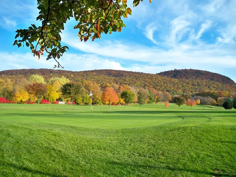 Golf course near Quinnipiac University and Yale University in New Haven area