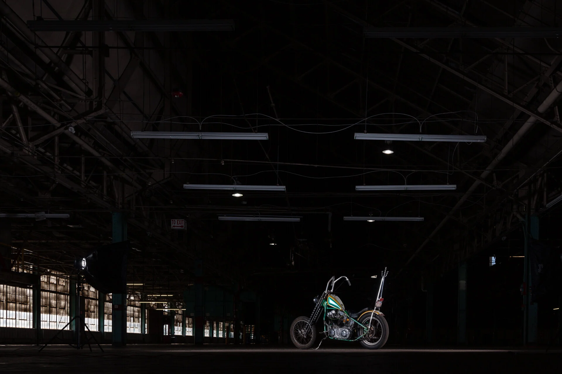 Matt-Best-Prism-Supply-Harley-Davidson-1949-Panhead-Survivor-Photo-Shoot-13.jpg