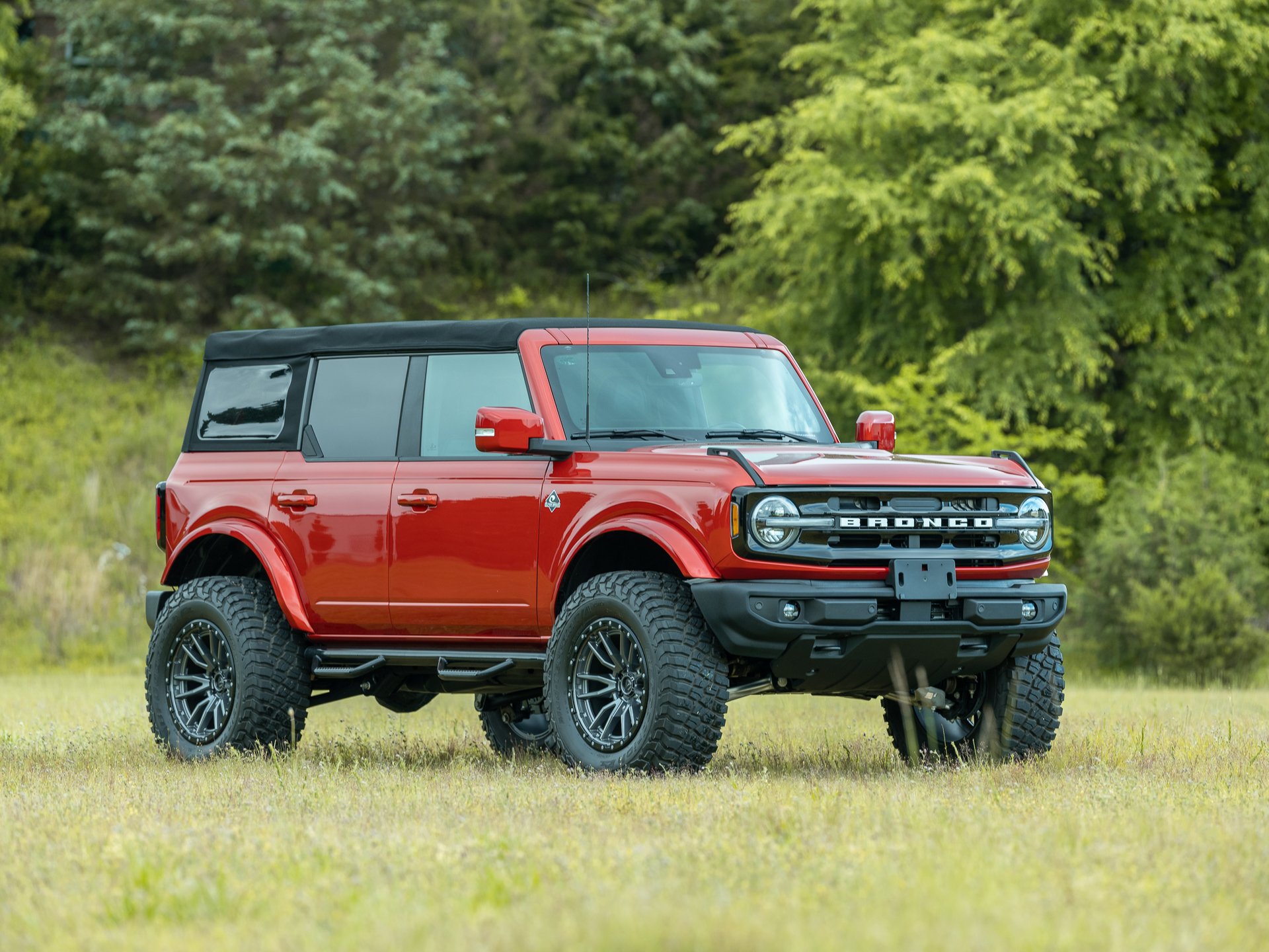 Retro-Designs-TLC-4x4-Speed-And-Shutter-Bronco-Photo-Shoot-17.jpg