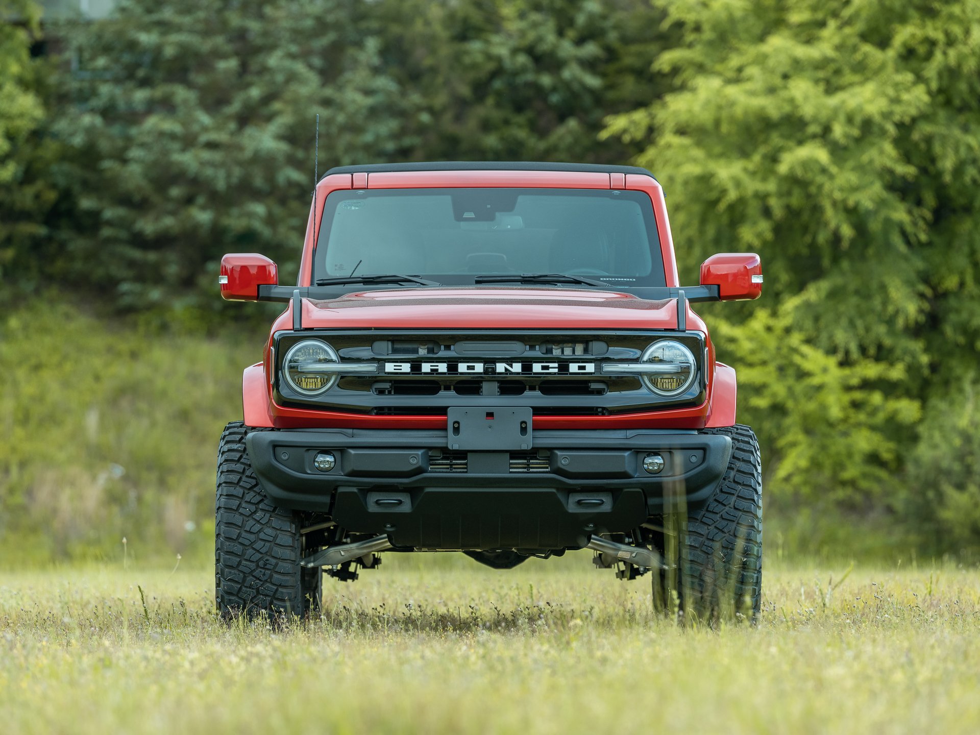 Retro-Designs-TLC-4x4-Speed-And-Shutter-Bronco-Photo-Shoot-18.jpg