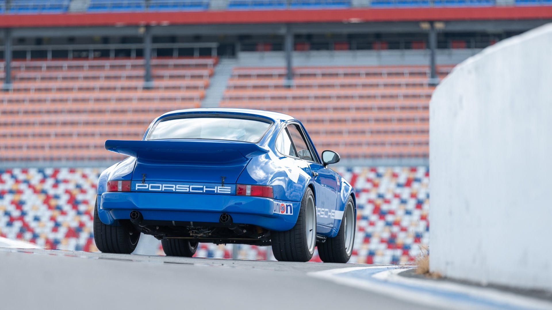 retro-designs-tlc-4x4-porsche-911-photos-05.jpg