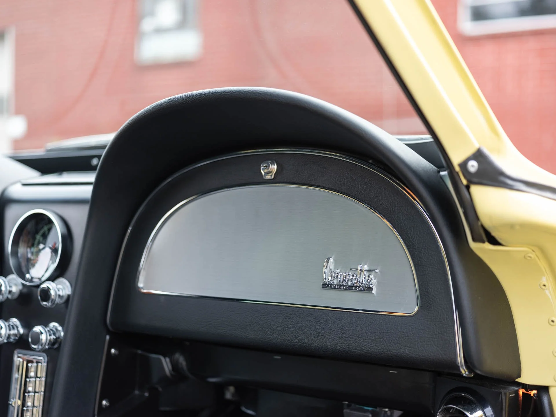 1967-Chevrolet-Corvette-20.jpg