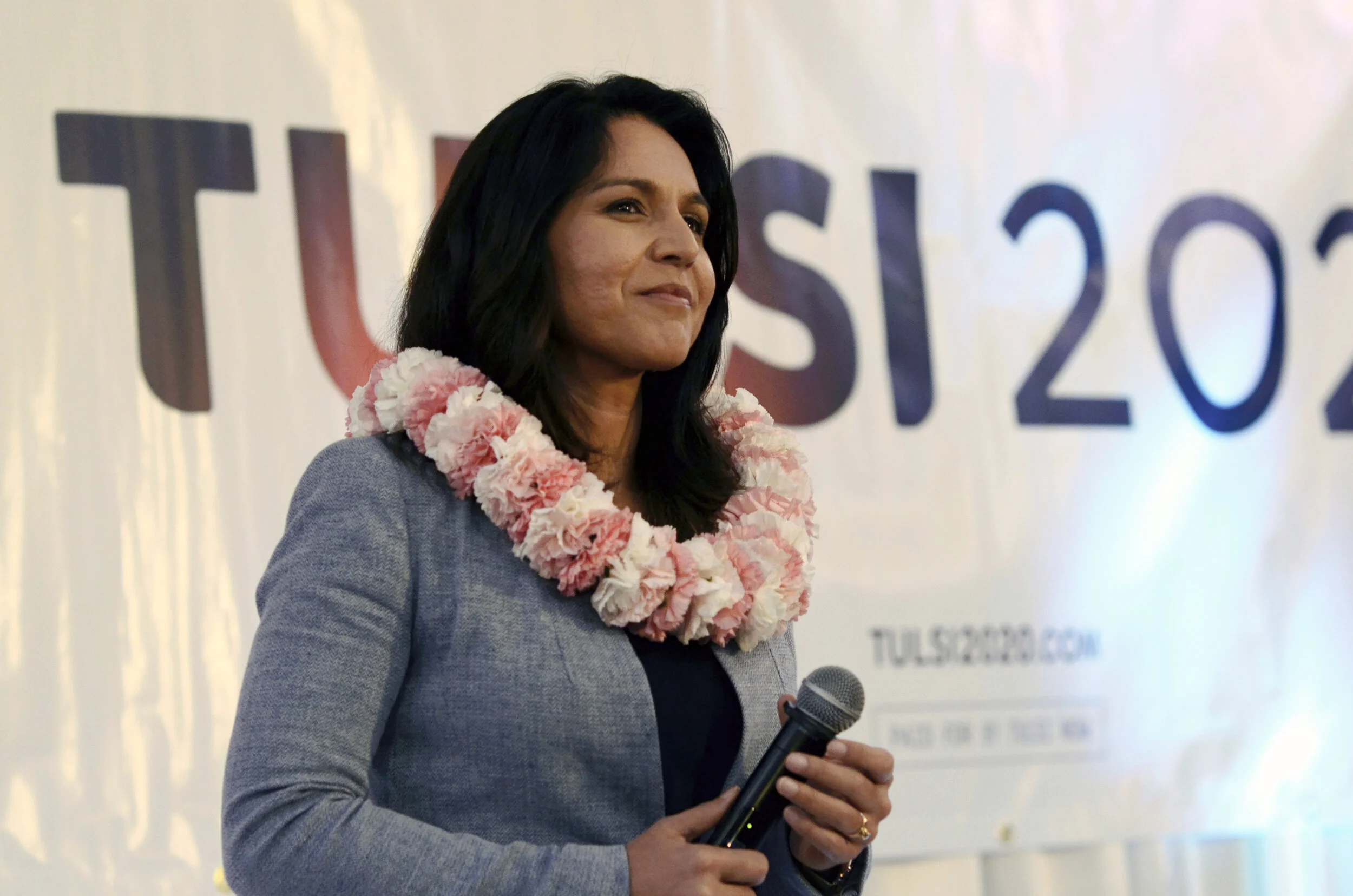 Democratic presidential hopeful U.S. Rep. Tulsi Gabbard (D-Hawaii) speaks to supporters during a campaign stop in Fremont, Calif. on March 17, 2019. Gabbard currently serves as a major in the Hawaii Army National Guard. Photo by Eric Fang
