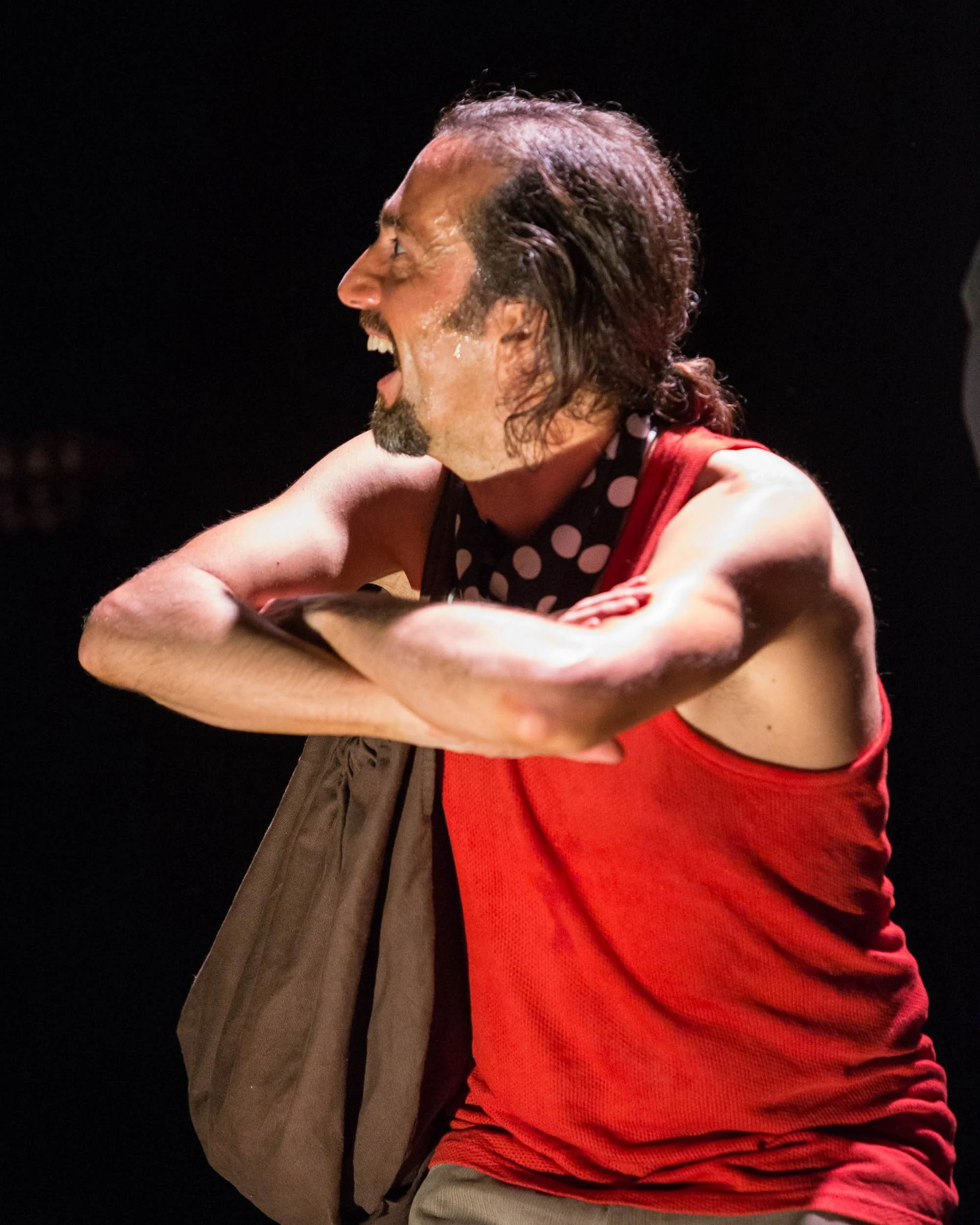 theatre-dances-with-devil-4212.jpg