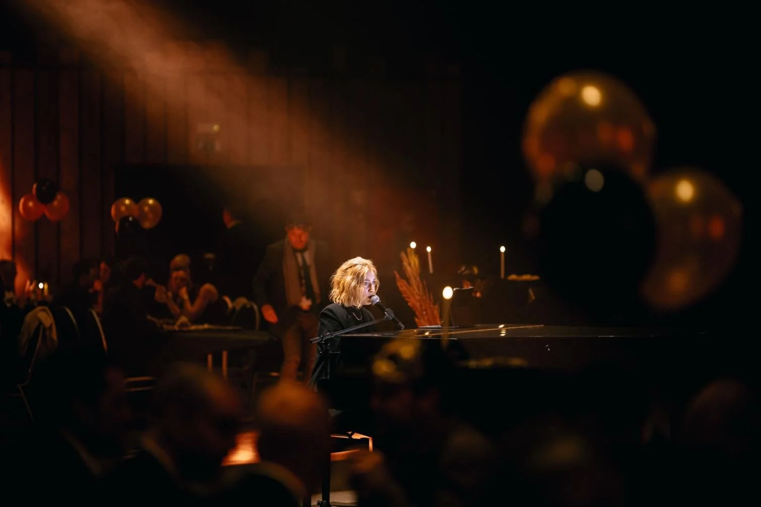 Ville Magique by Night