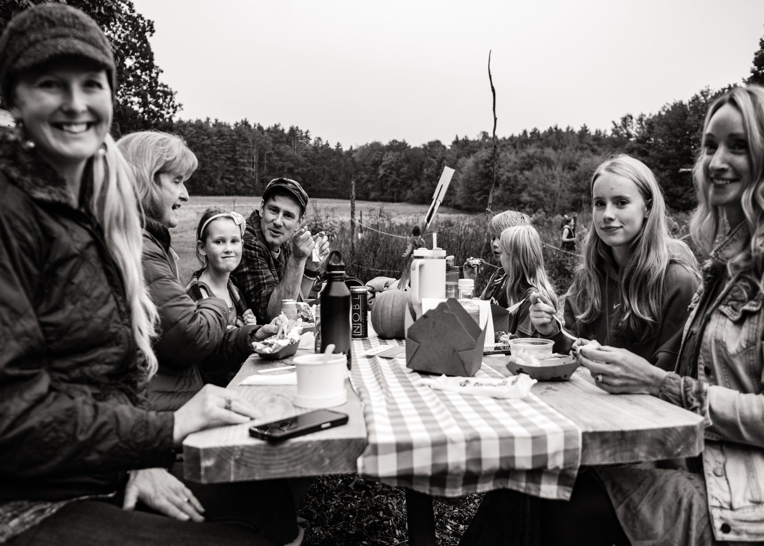 BW-PicnicTable-Family-Vernon-Family-Farm-Newfields-NH.jpg