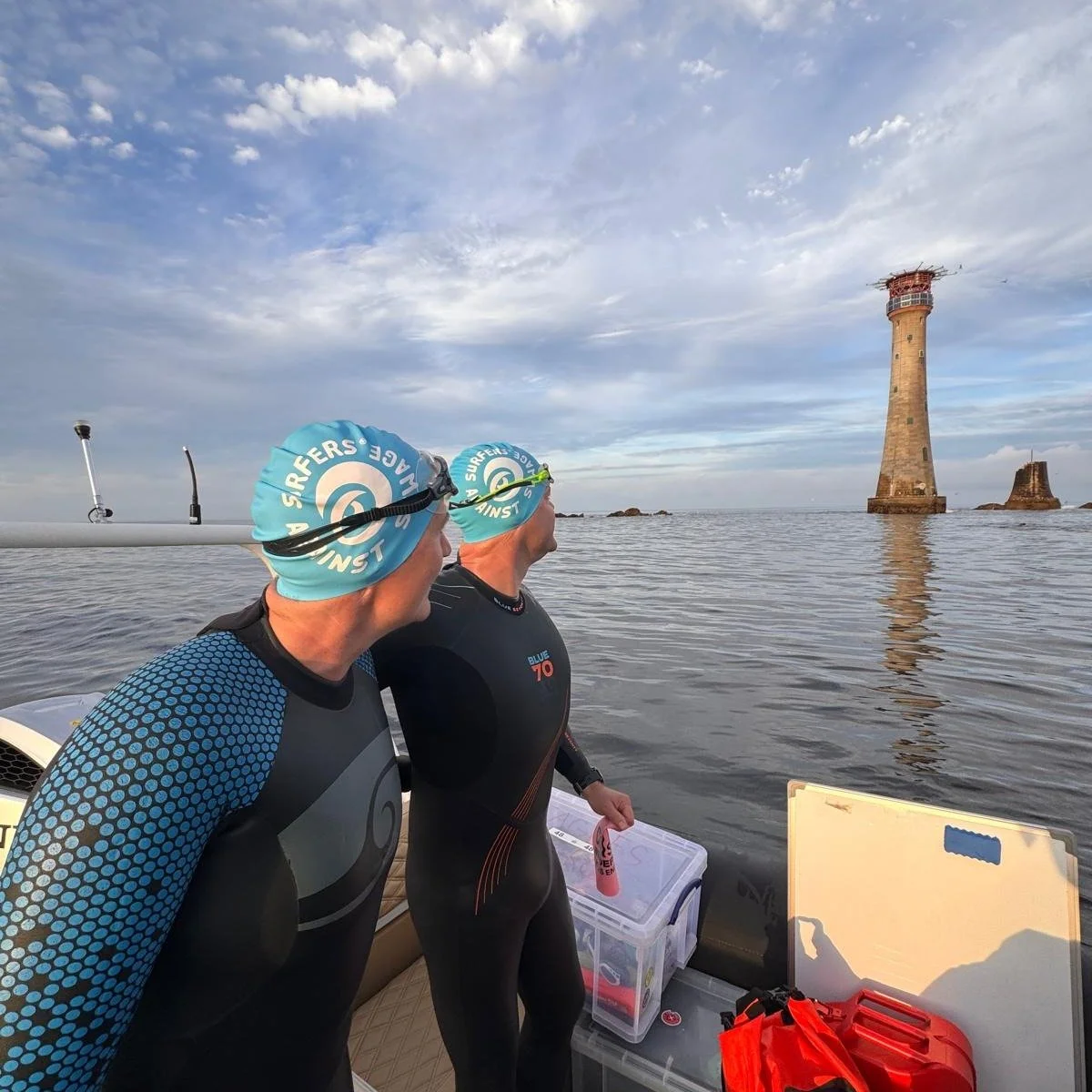 What a day, what a swim, what a team
Perfect swim conditions and a great start despite the very large seals at the lighthouse. Annoyingly after 16km is was so dizzy and seasick I had to take a break, and have a little lie down. 
John was amazing and 