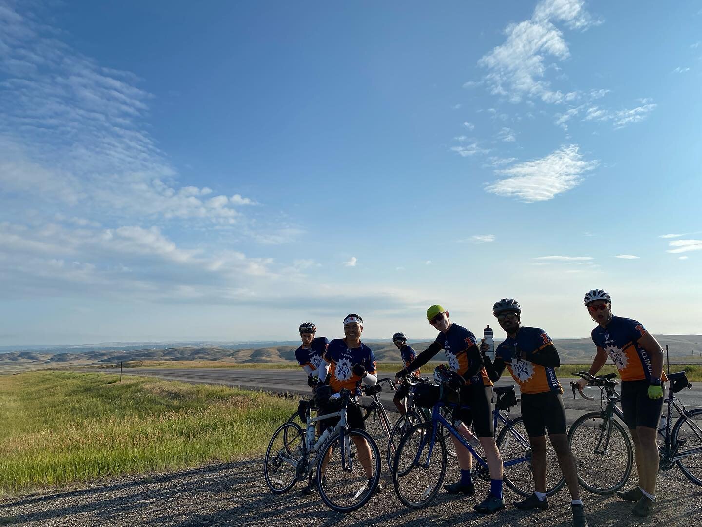 Day 38: We finally got a change of scenery! Our team biked through some rolling hills from Pierre to Kadoka, SD hitting 96.9 miles! We&rsquo;re almost to the Badlands! 🏜
.
.
.
.
#illini4000 #illini40002021 #2021bikeamericateam