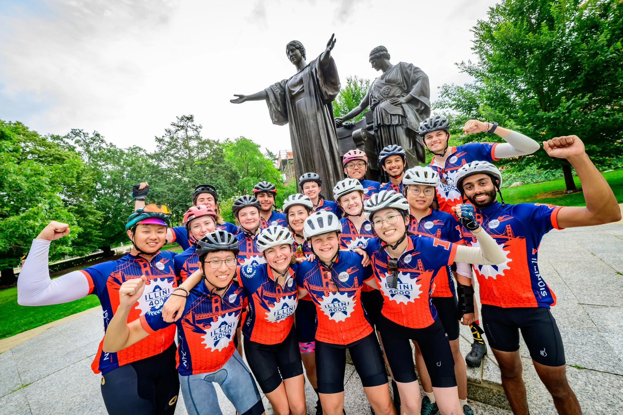 ILLINI4000-250616-fz-016.JPG