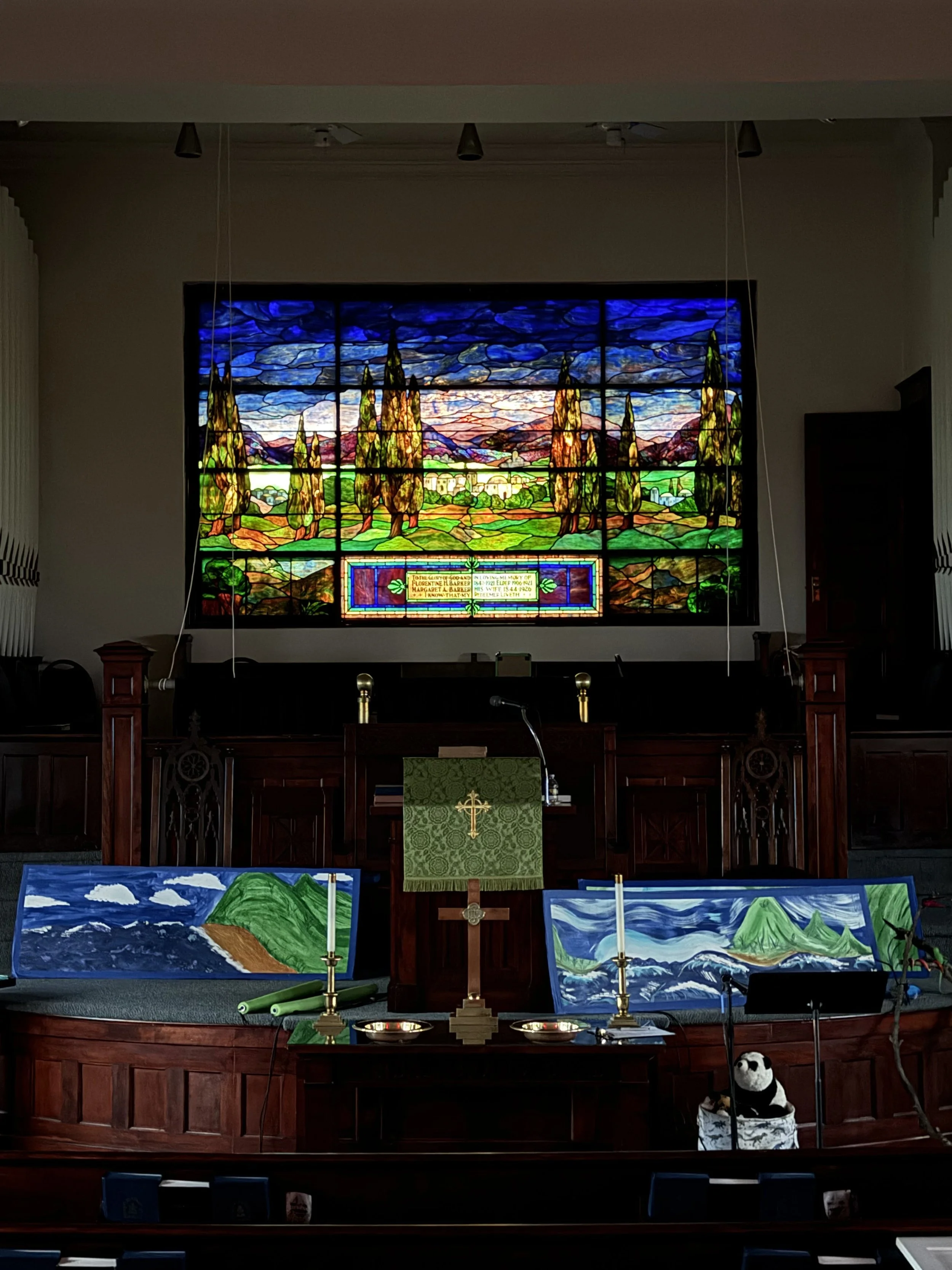  Inside of the Ebensburg Presbyterian Church. 