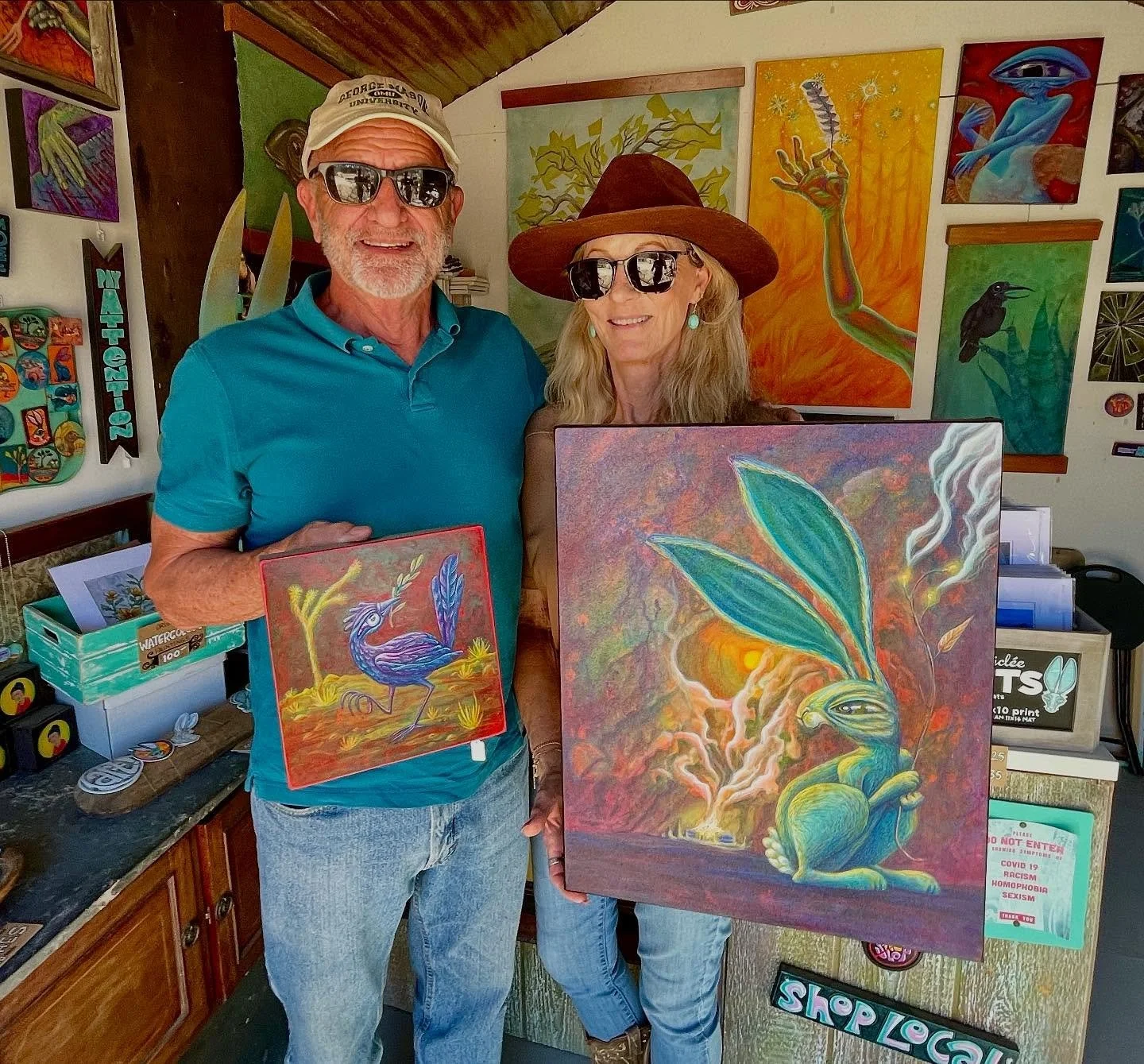 Thank you to some of my favorite Joshua Tree locals- Bob and Kristi @bobmaling 
.
Having support from you and folks like you make it possible to keep the art dream alive.
.
.
.
#joshuatree #joshuatreeartpatrons #pioneertown #pioneertownartists #acryl