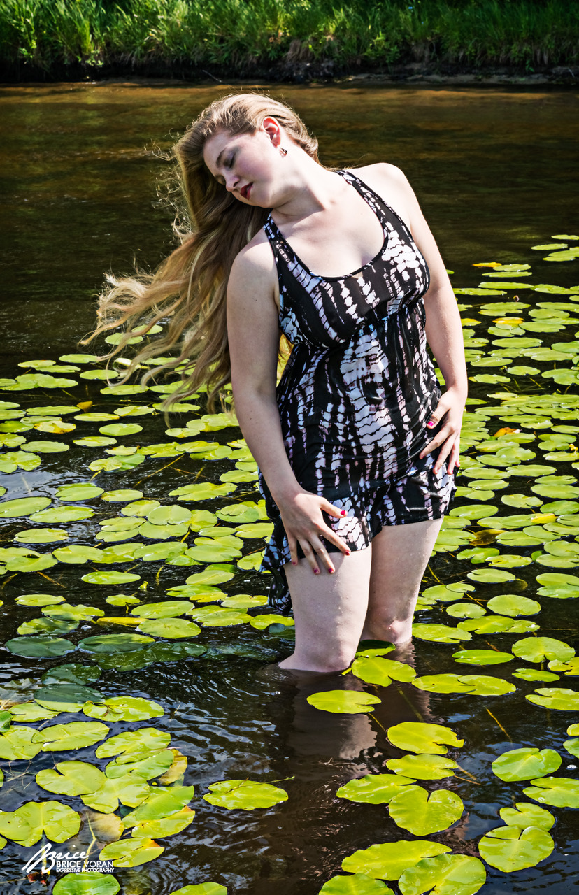 coverup in lily pads.png