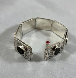 SOHG_Worn_HingedSilverBracelet.jpg