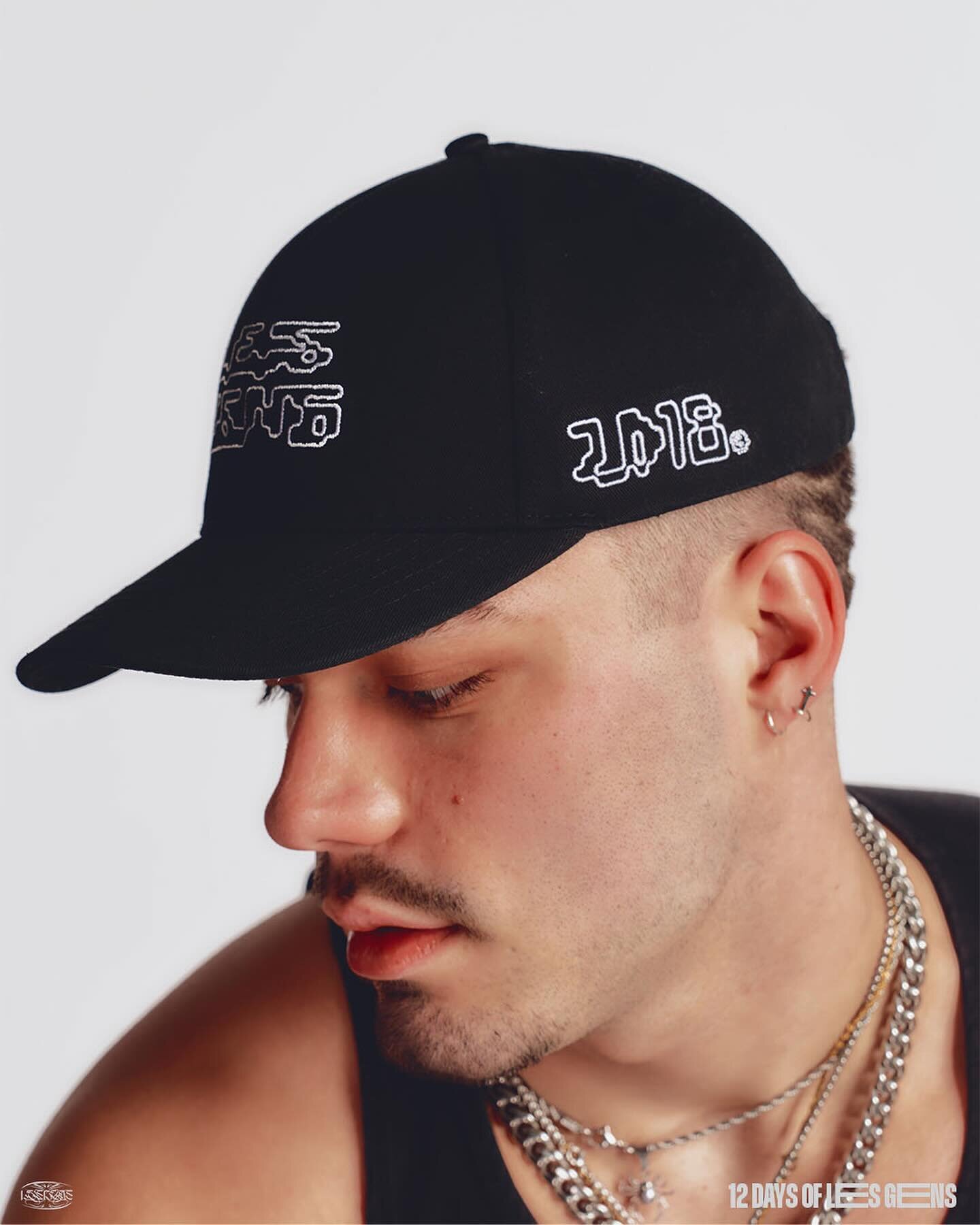 Our very last day. Day 12 - LG Future Cap in Black.

Available for 24 hours. lesgensclothing.com