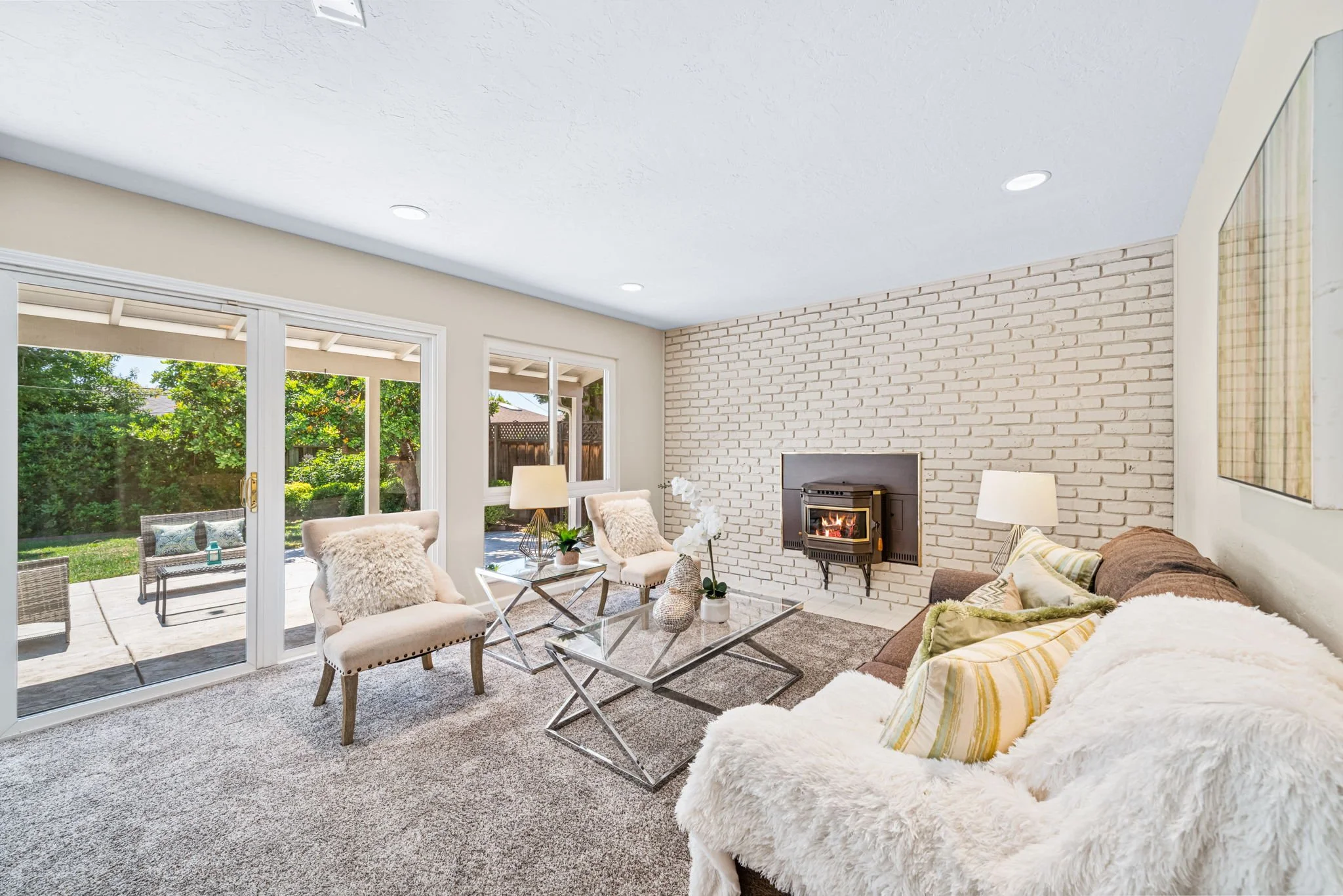 23-web-or-mls-2082 Boxwood Way-23.jpg