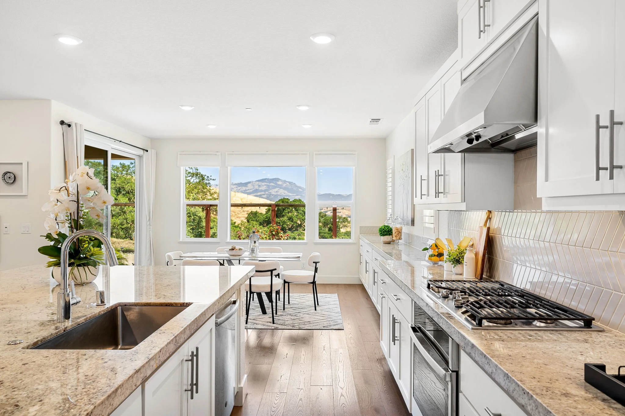 27-web-or-mls-Palermo Interior-19.jpg