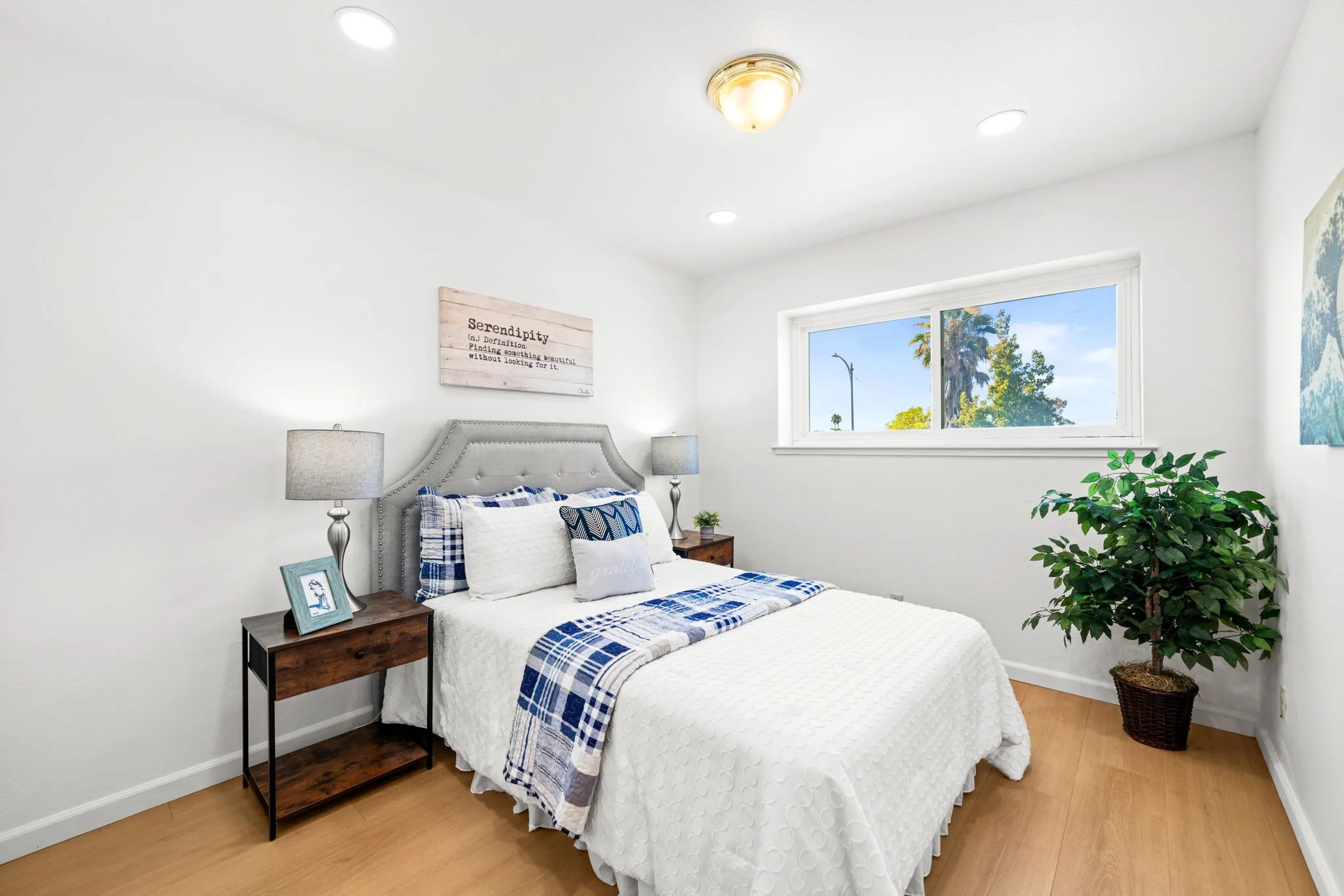 30-web-or-mls-48346 Cottonwood St - Interior-31.jpg