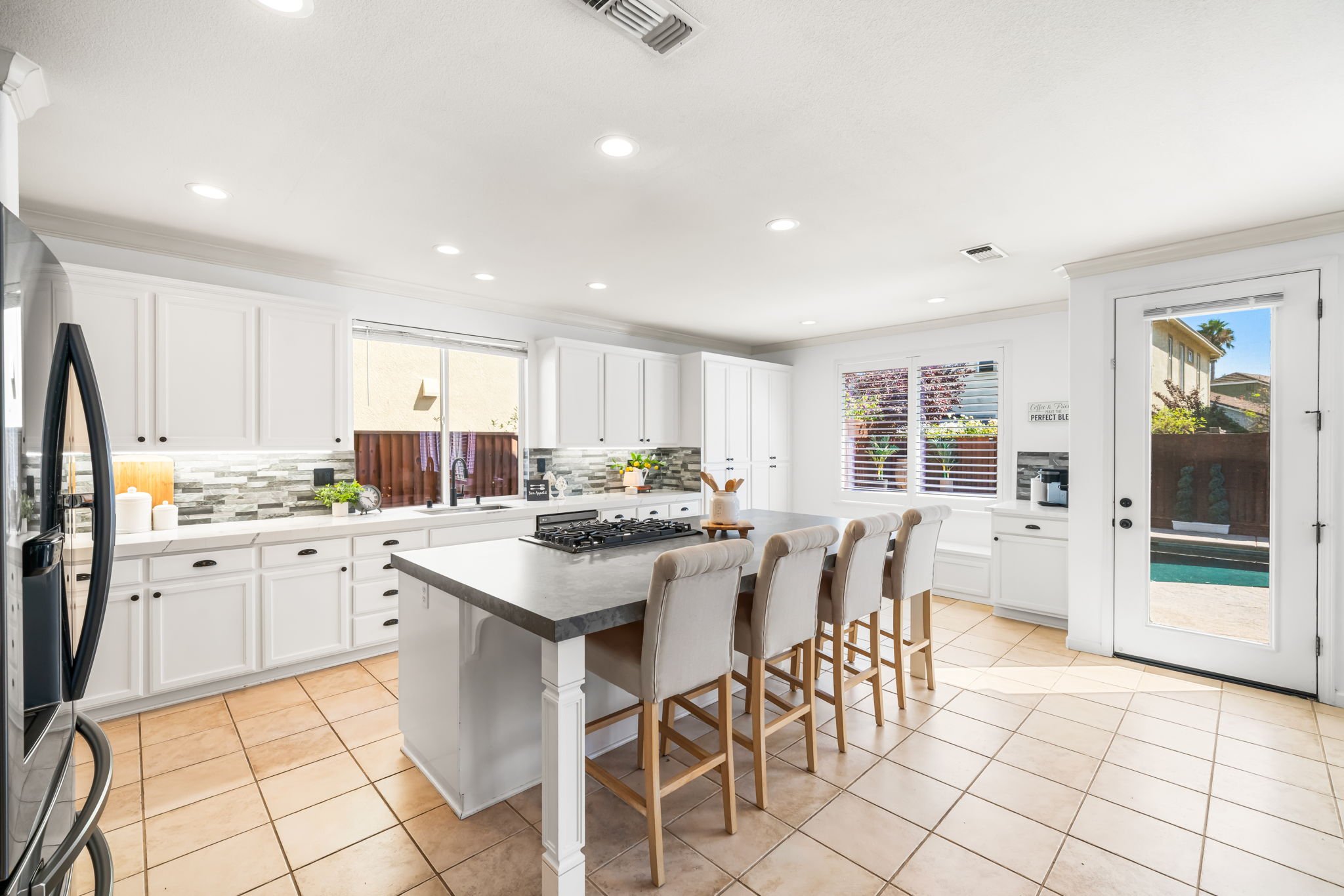 35-web-or-mls-3638 Otter Brook Ln-42.jpg