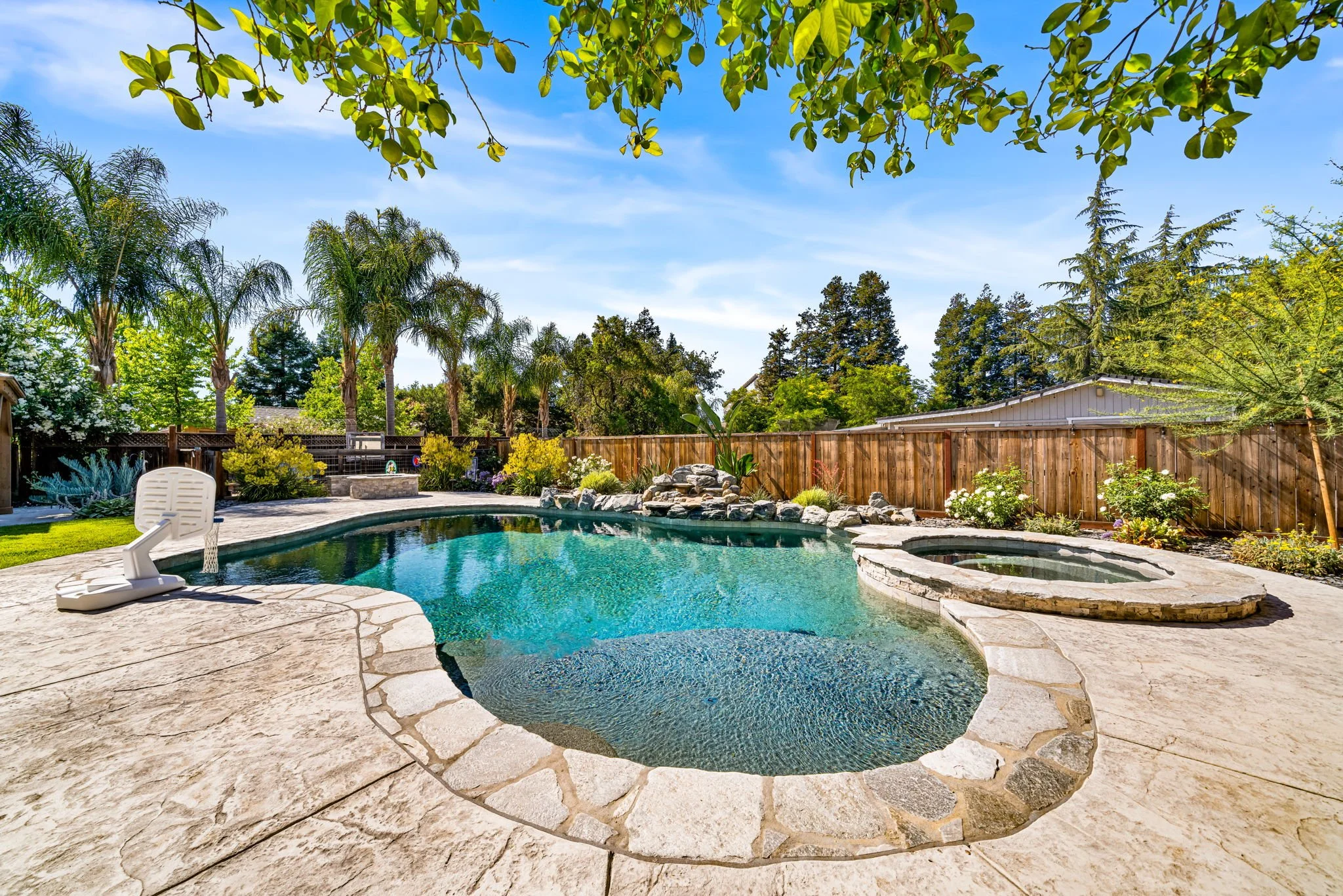 46-web-or-mls-2242 Pleasant View Ln-51.jpg