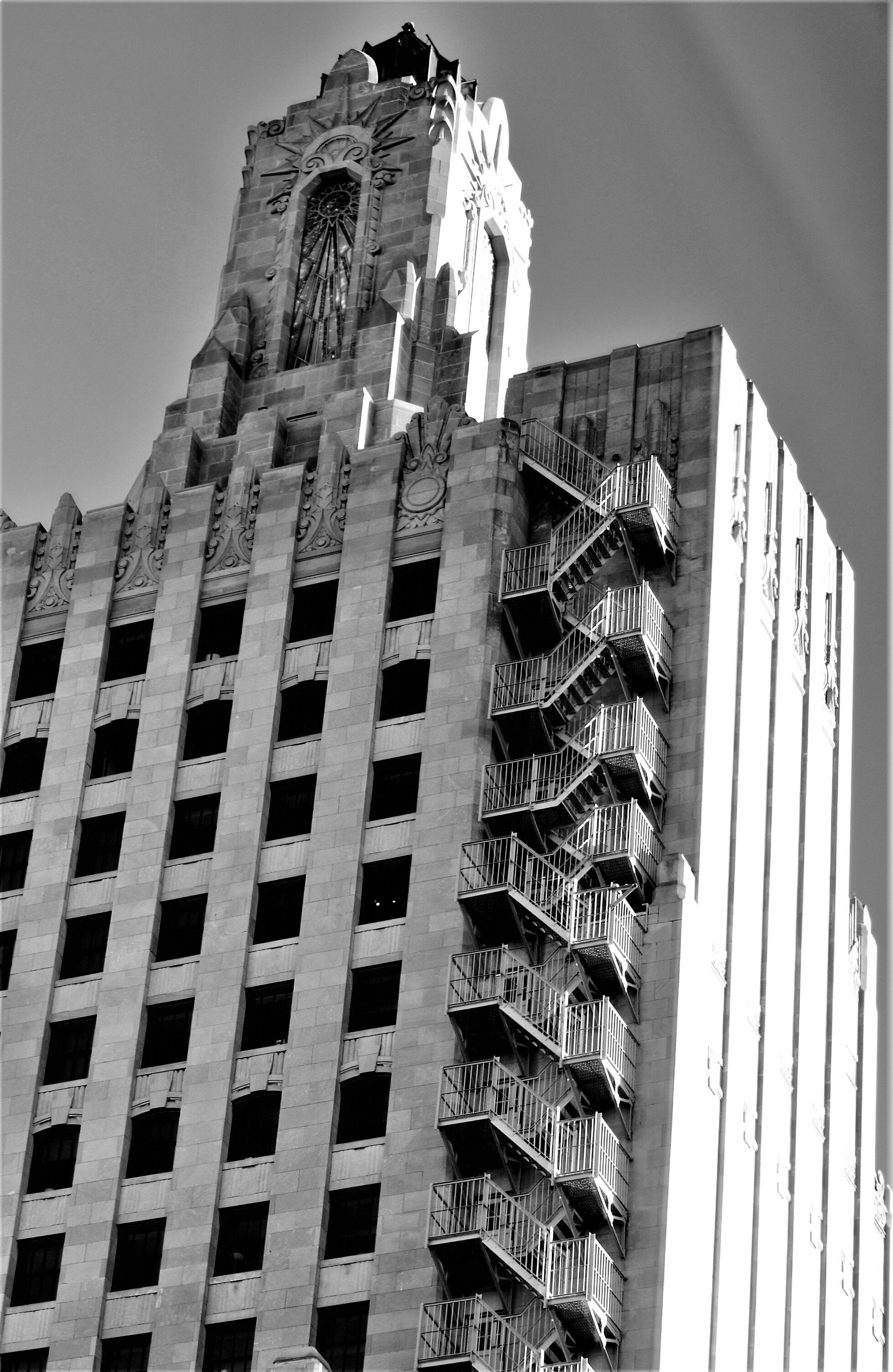  Tall building in downtown Kansas City, Kansas. 