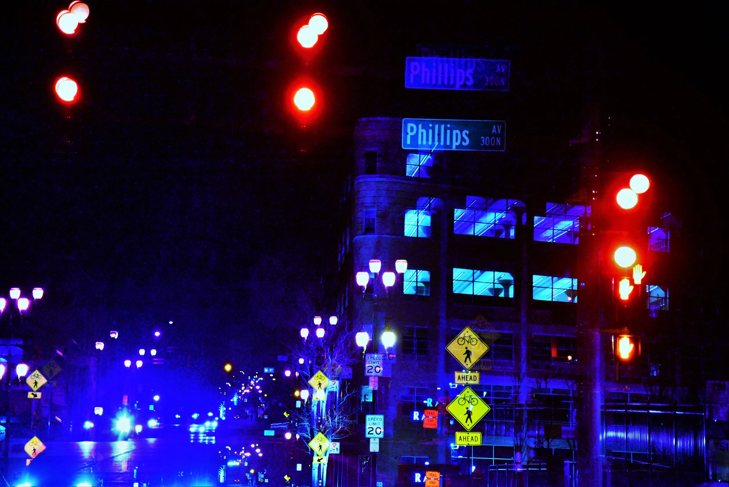 Stoplight On Phillips Avenue