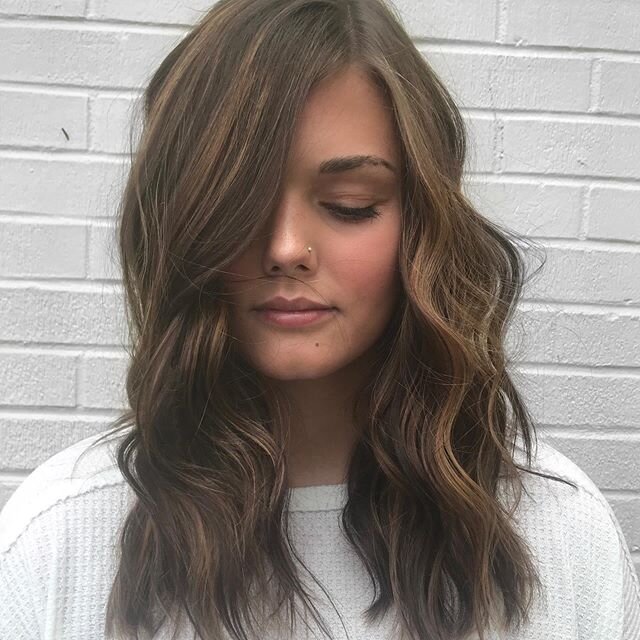 Subtle and soft for summer 🌿 created by @brittanylandhair 
#rootssaloncookeville #cookevilletn #cookevillehair #cookevillehairstylist #cookevillehairsalon #cookevillehaircolor #colorsafe #crueltyfree #sulphatefree #parabenfree #ecoconcious #skincare