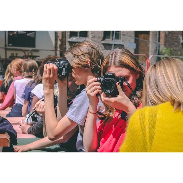 #Clickit2020 is gestart! Alle kampen voor 2020 staan online. Schrijf je nu in voor een van onze vele kampen! 😀 &bull;
&bull;
&bull;
&bull;
#clickit2020 #fotografie #modellen #creatief #creatievekids #kampen #vakantie #vakantiekampen #zomer2020