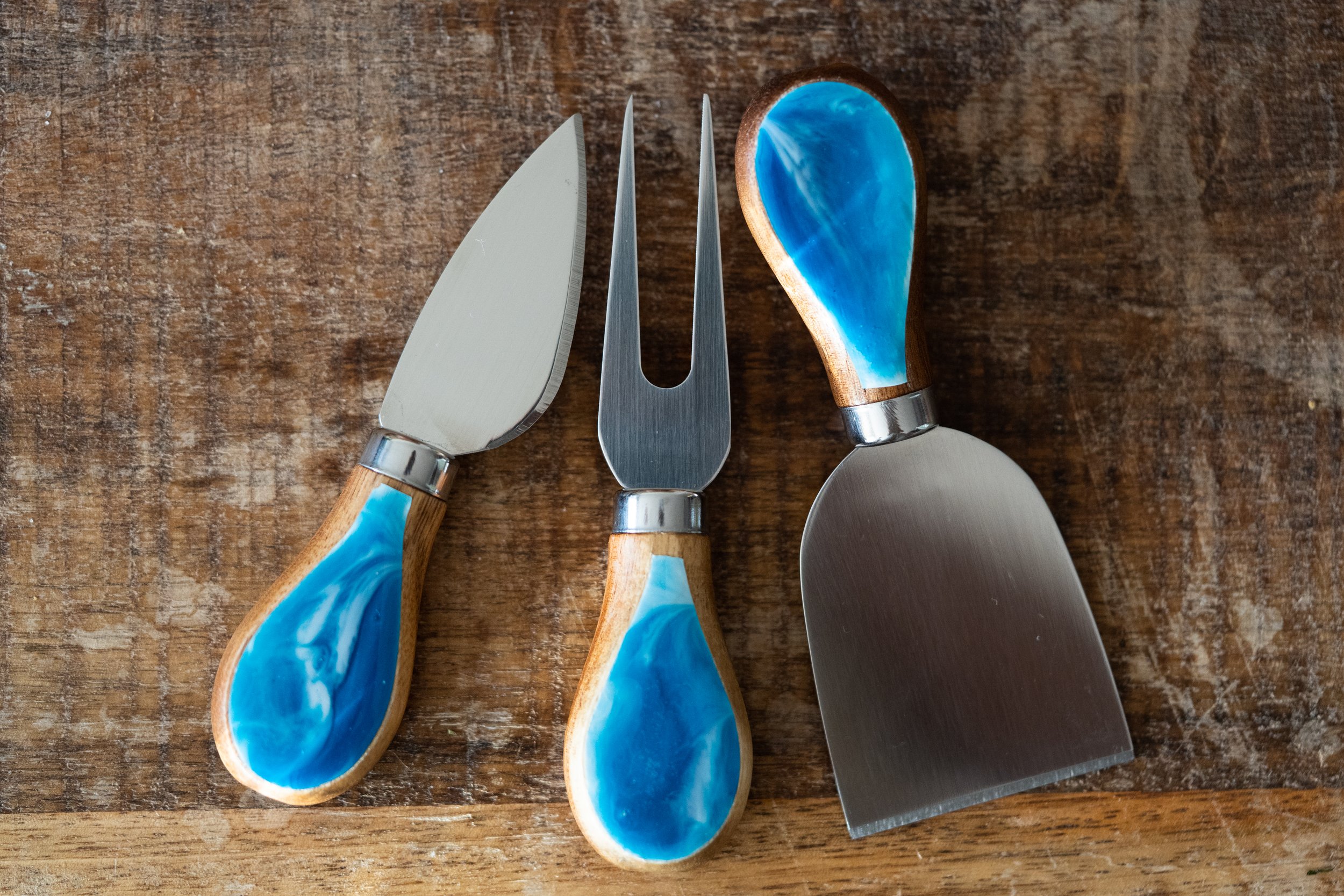 Art Deco Cheese Knife Set Midnight Blue Diamonds – Bad Kitty Glass