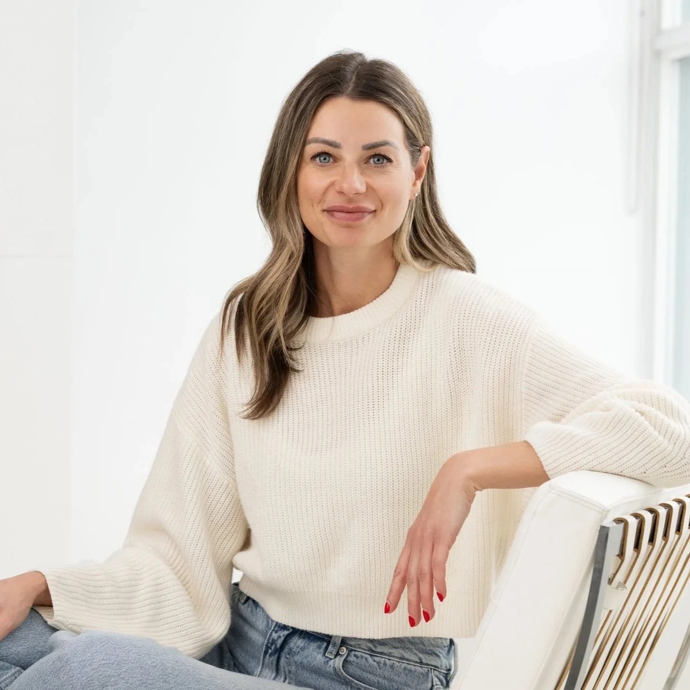 Victoria Gabriele psychotherapist social worker EMDR Woodbridge Ontario CBT DBT ACT