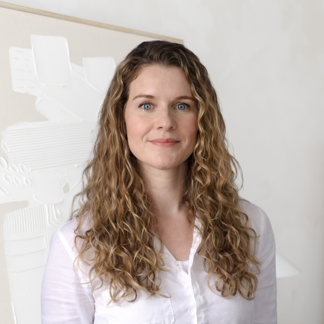 Siobhan Dowling EMDR and attachment trauma therapy in Woodbridge in Vaughan Ontario.