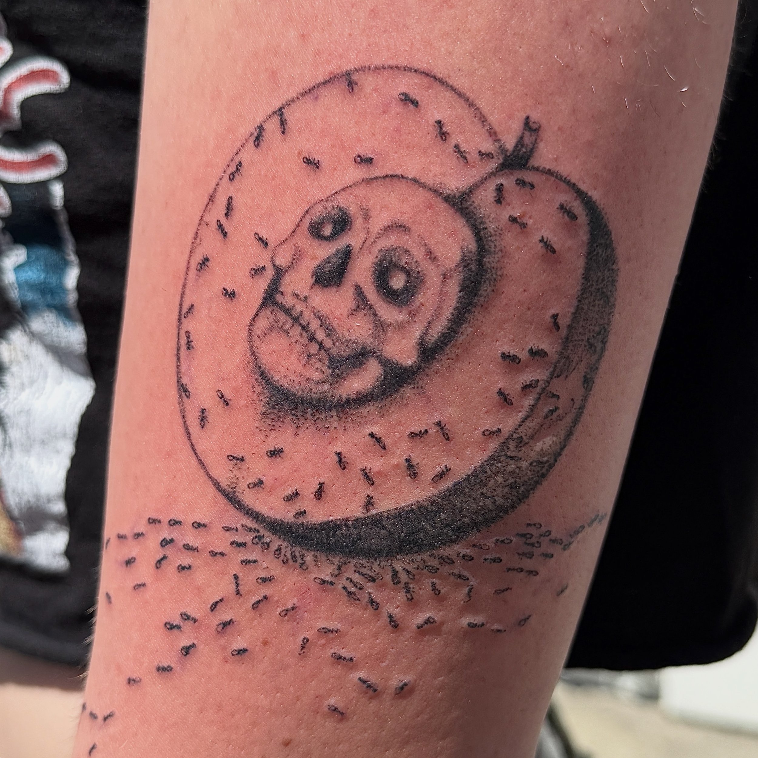 skull peach.JPEG