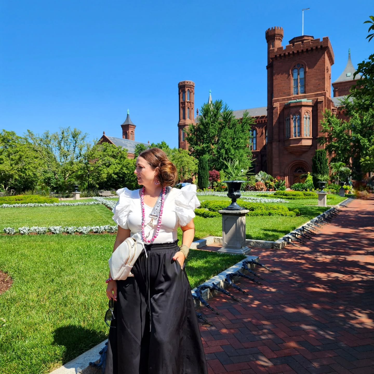 Essentially, our trip has been full of beautiful views, lots of history, silly moments (literally a tour guid at the National Archives Museum jumped in our picture- it was so funny), and sooooo muuuuuch walking. ♡

Wearing our Sarahfide and feeling b