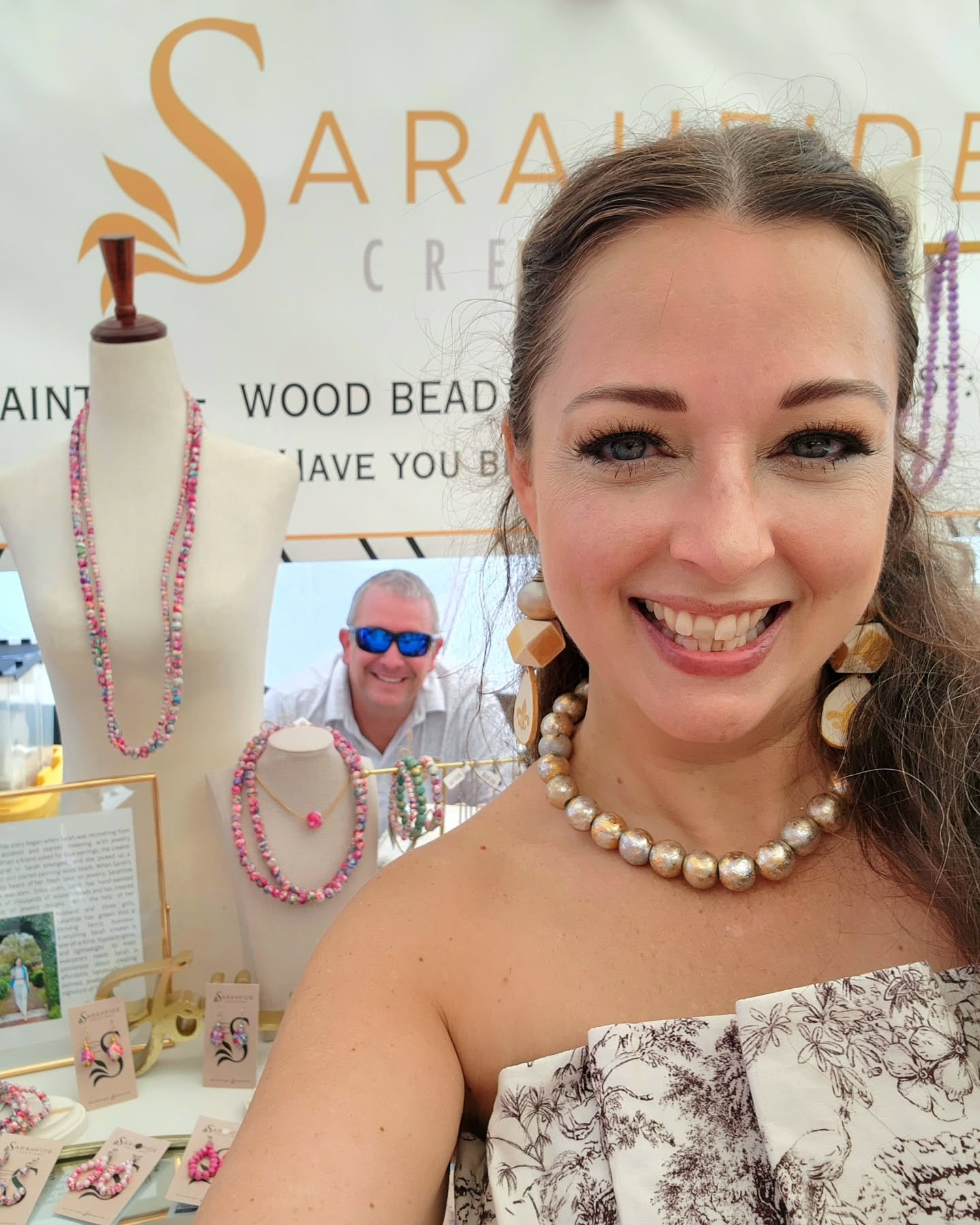 We are River Street in Savannah, Georgia, this weekend. 

Come see us.♡

If you can't get out, the site is open 24/7 with FREE Shipping always. ♡

#beadartist #husbandwifeteam #smallbusiness #jewelry