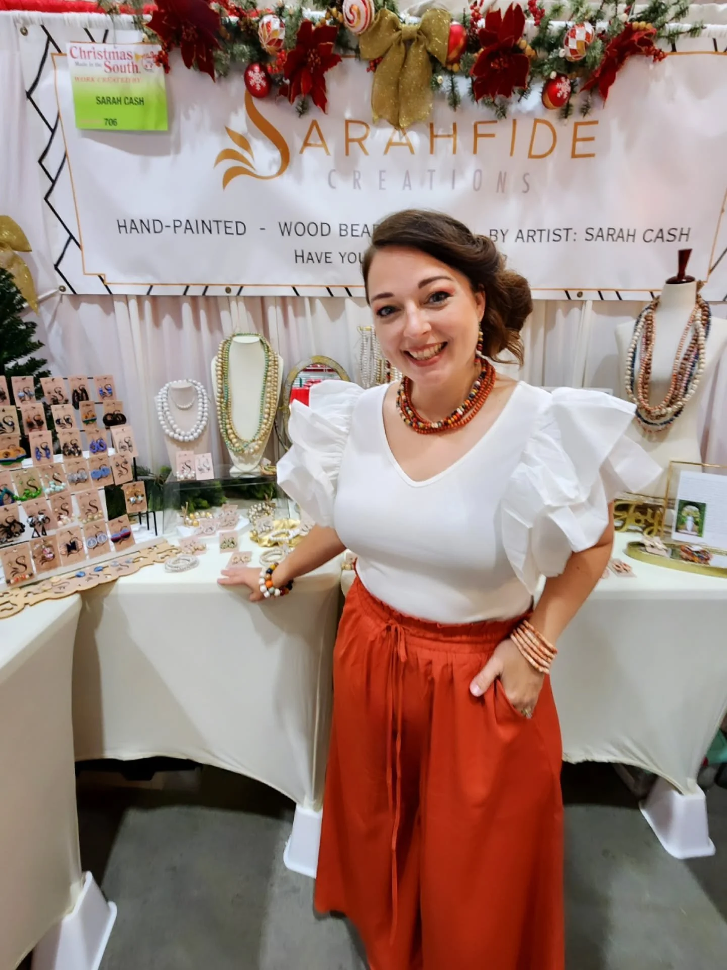 Last day to shop @madeinthesouthshows Charlotte!
Come see me and my handpainted wood bead jewelry. 
I paint every bead you see, which makes everything one-of-a-kind!
Marry Christmas!! - made in the South ♡