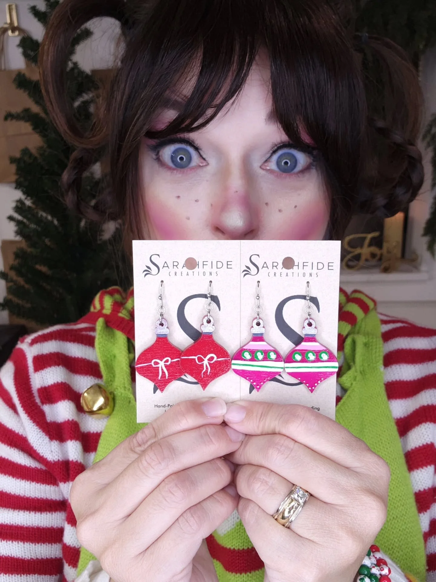 Who's already shopped today's drop???

I had so much fun painting these little beads for you!♡

Snag your faves!!!
P.S. Snowman ⛄️ are going fast.