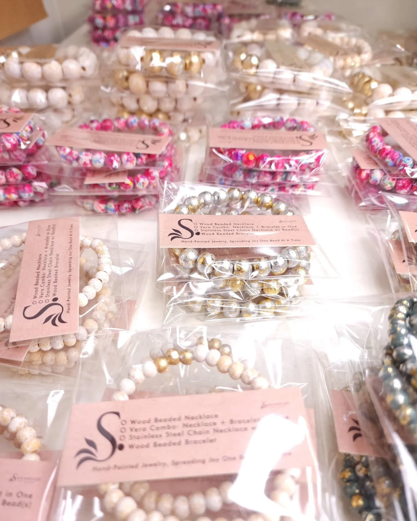 Studio life ♡

The hustle was real this week. Preparing my wholesale order for Discount Divas while also looking (and painting) ahead to prepare for my 🌸🩷🎀spring drop. 

I also launched -NEW- ✨️Rosegold pieces!🥰😍🙌
-Free shipping + adorable pack