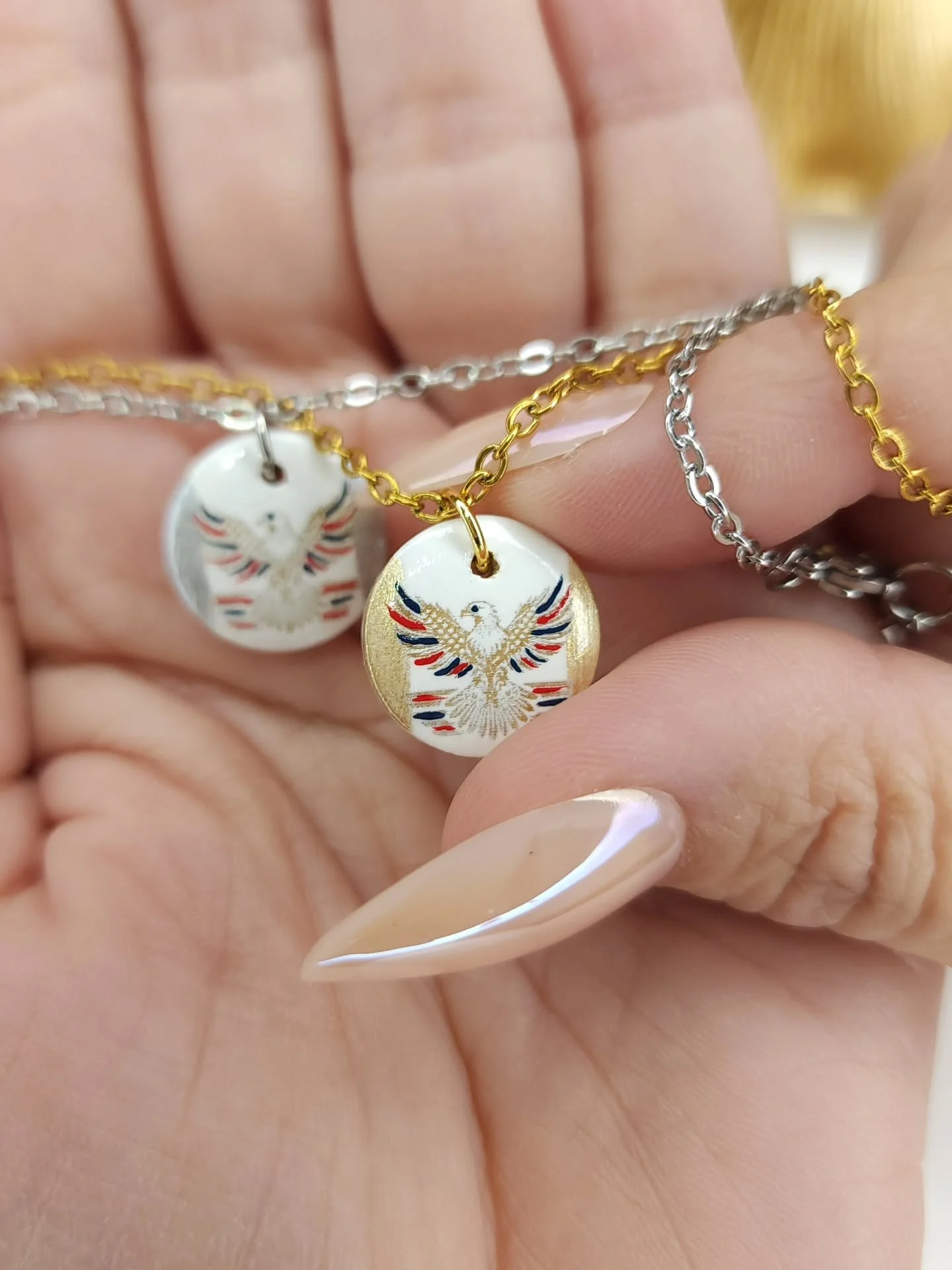 A few random pictures from the last week.🔥

These pictures really do represent the life of this small business. 

The beauty, the fun, the glamor, the hard work, late hours, the grind.... and of course, Made in the USA.

If you haven't shopped Sarah