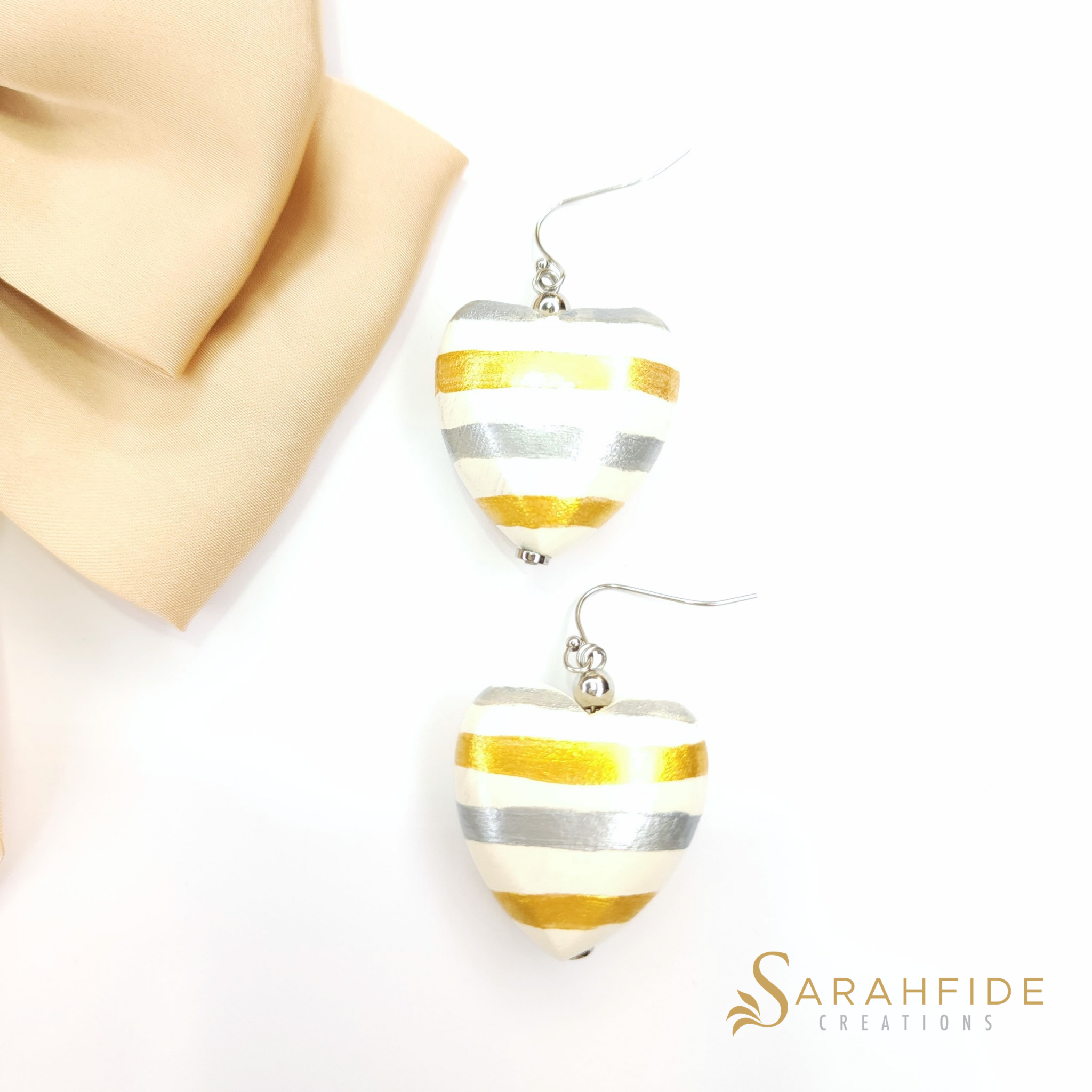 Elle Wood Chunky Heart Dangle Earrings in Warm White Striped