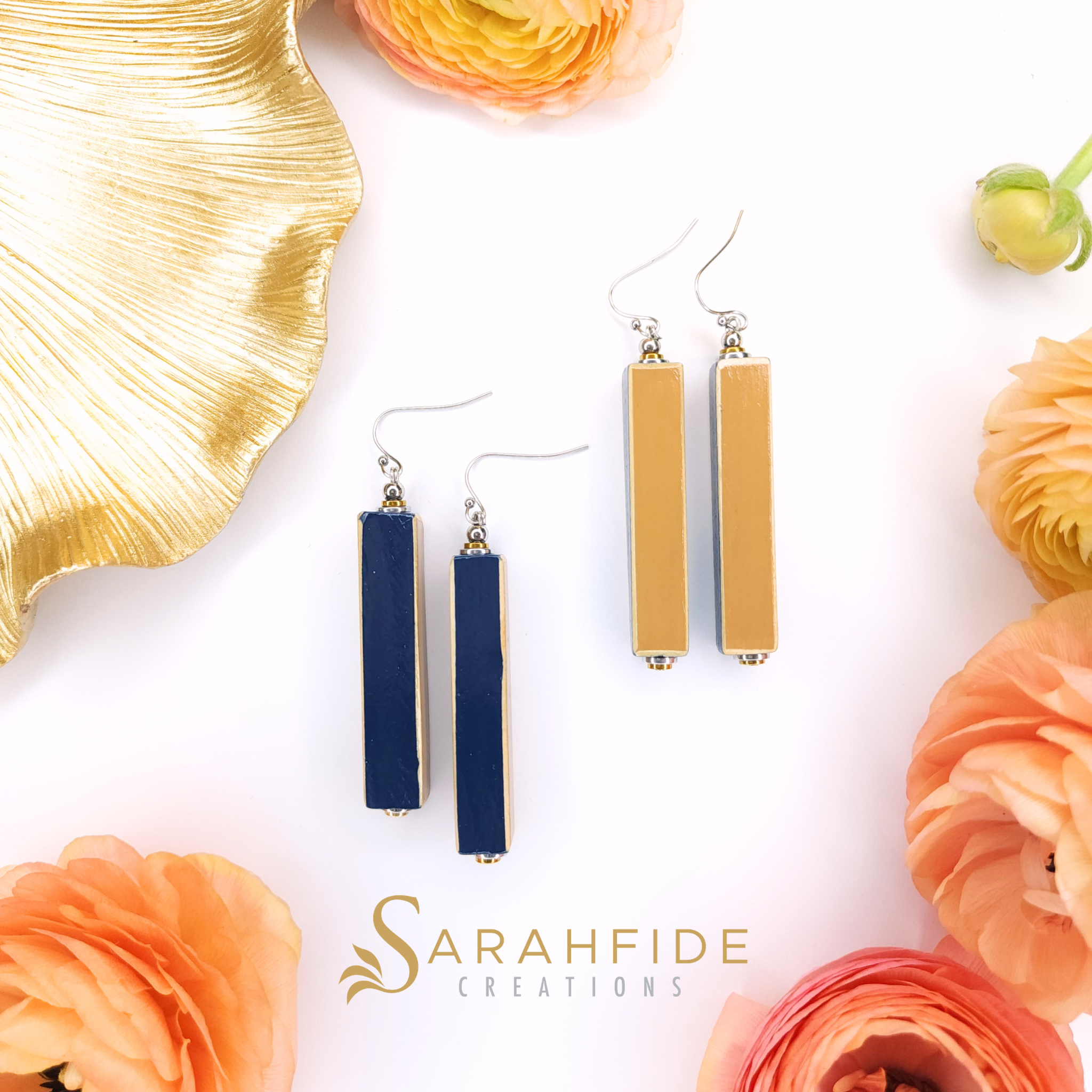 Fresco Navy Blue & Caramel Dangle Earrings