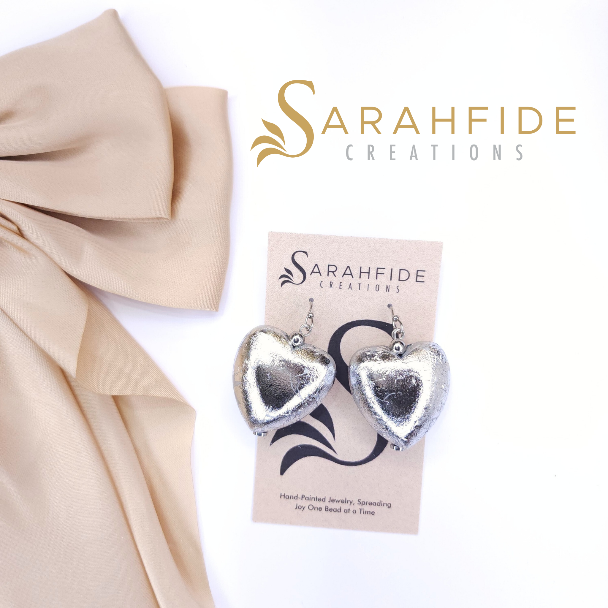 Elle Wood Chunky Heart Dangle Earrings - Silver Flake