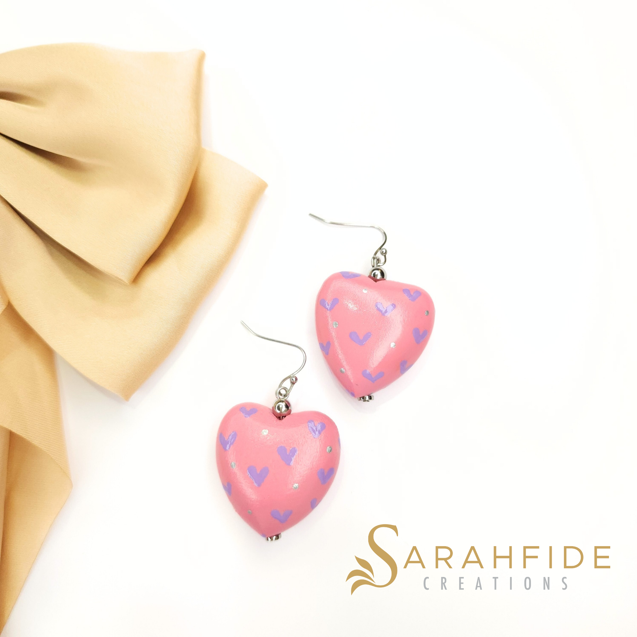 Elle Wood Chunky Heart Dangle Earrings in Pink with Purple Hearts